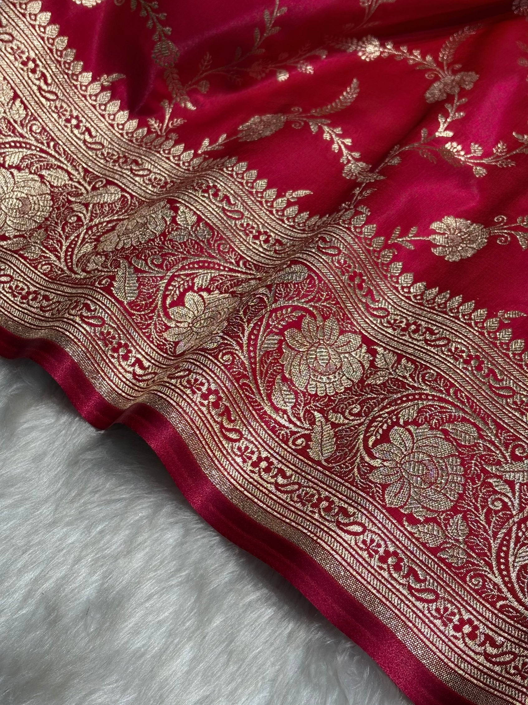 Reddish Pink Shades Banarasi Satin Silk Saree SS34