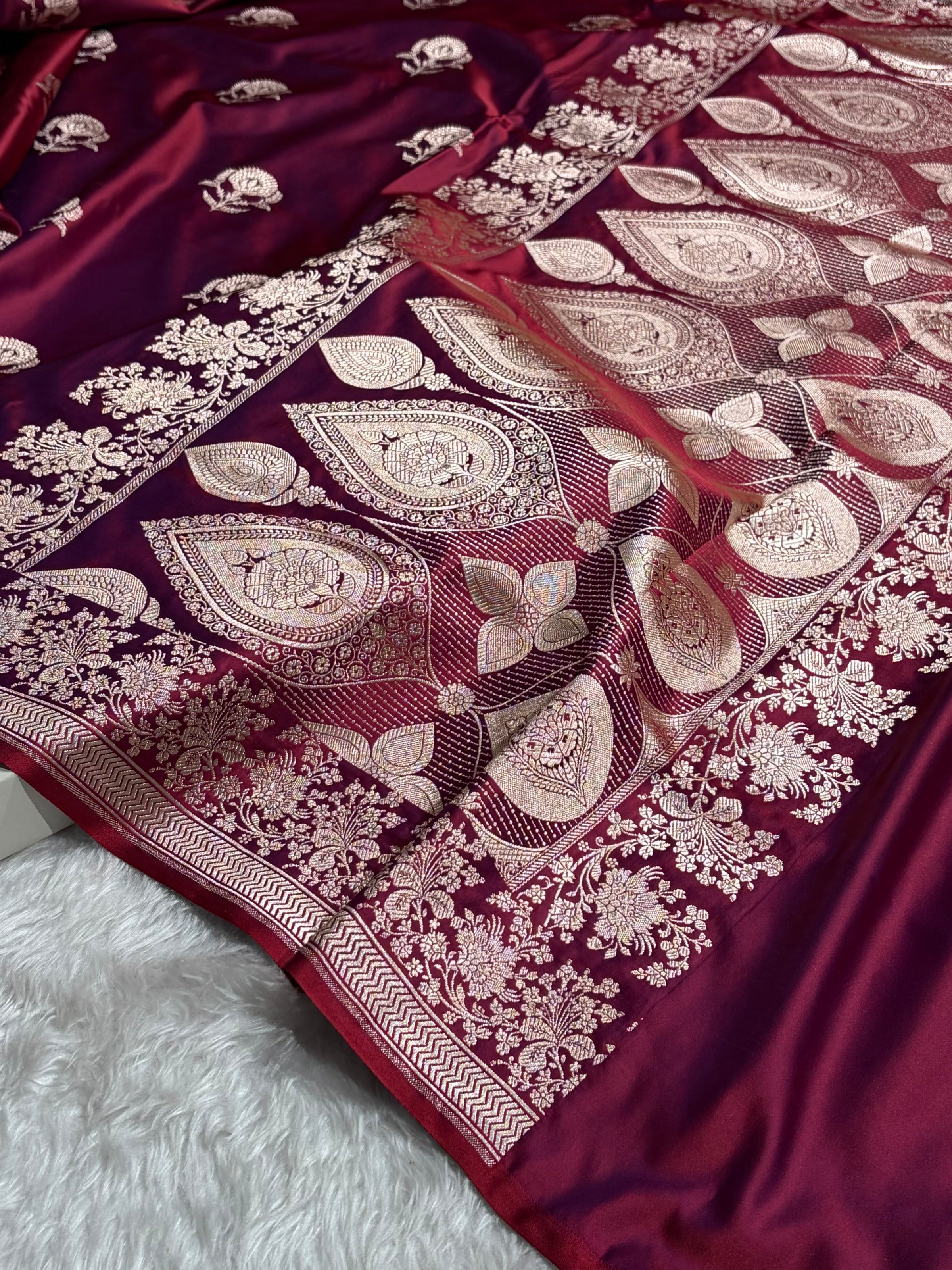 Reddish Magenta Shades Banarasi With Floral Border Mashru Silk Saree MSM-125