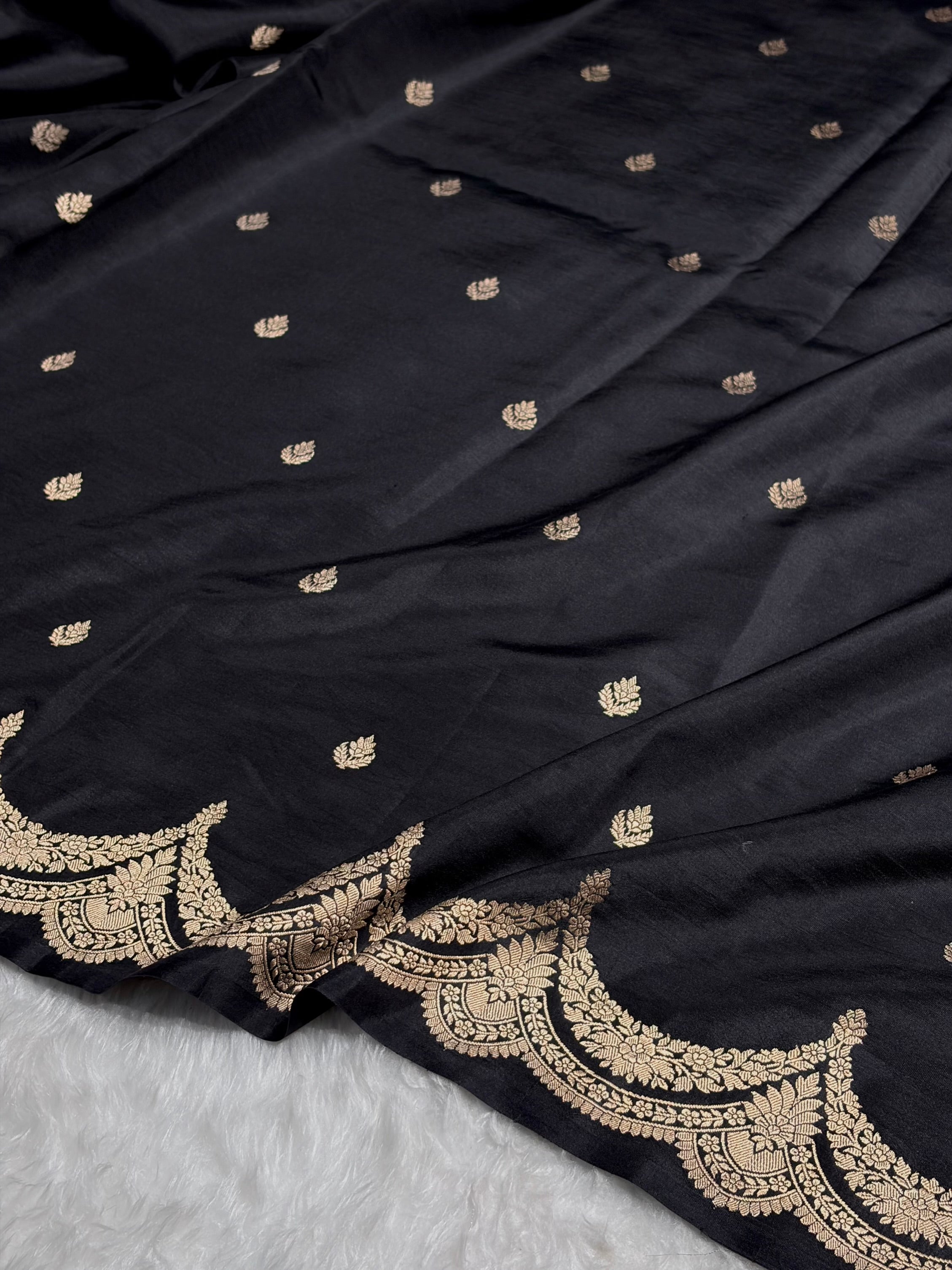 Black Shades Boota Handwoven Pure Katan Raw Mango Silk RM-19