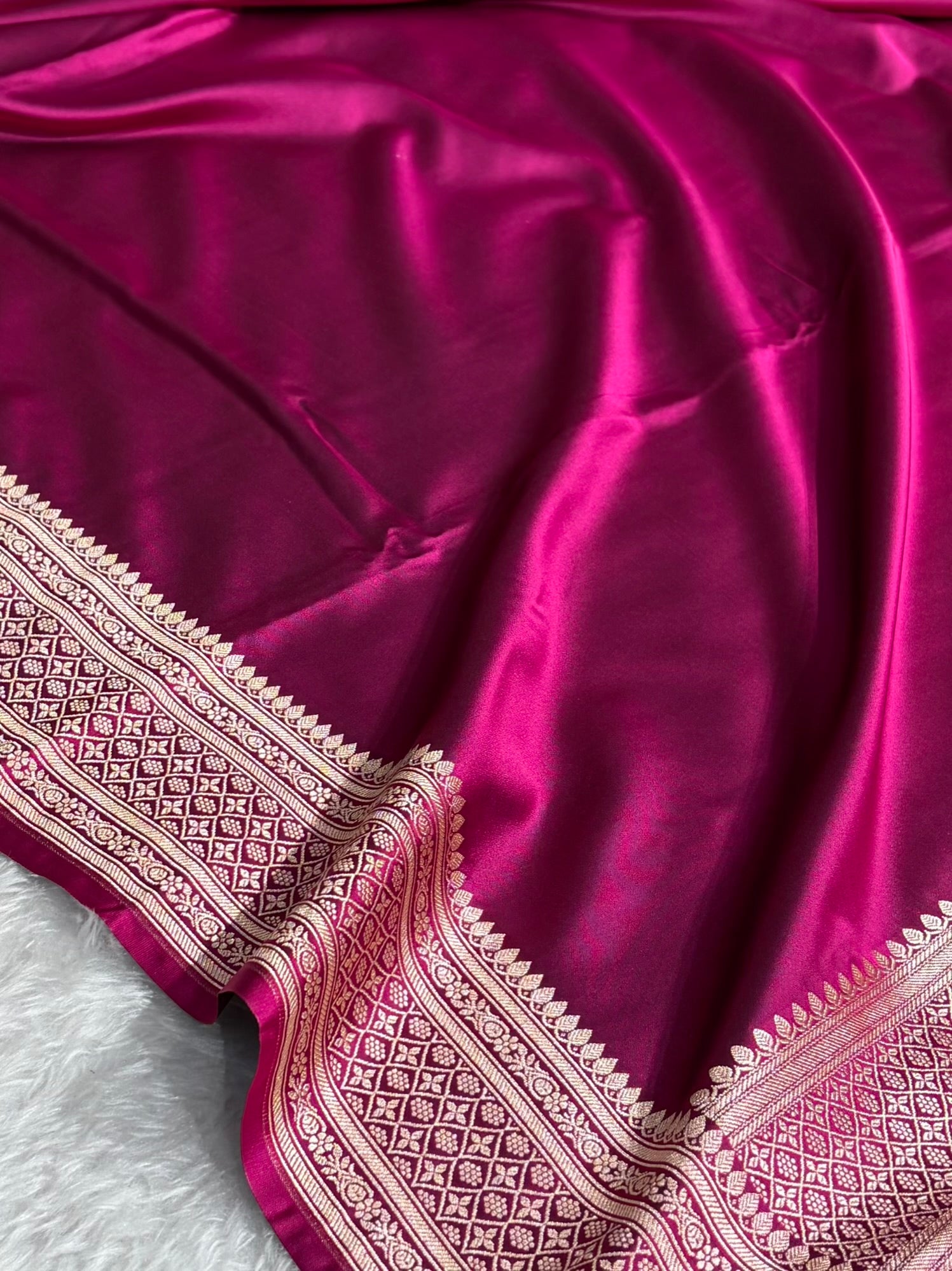 Banarasi Plain Wine Shades With Minakari Pallu Mashru Silk Saree MS82