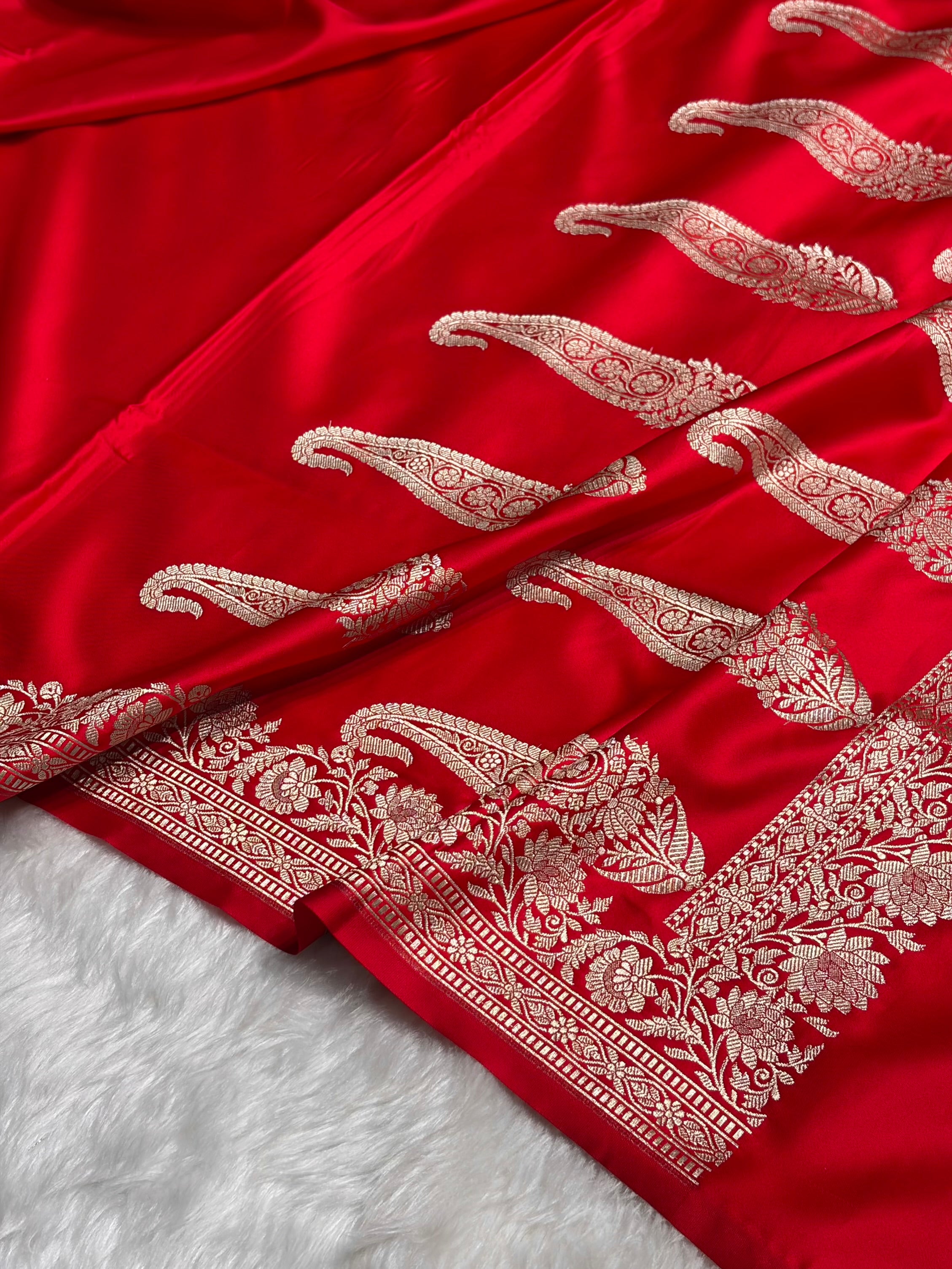 Red Boota With Floral Border Mashru Silk Saree MSM-94