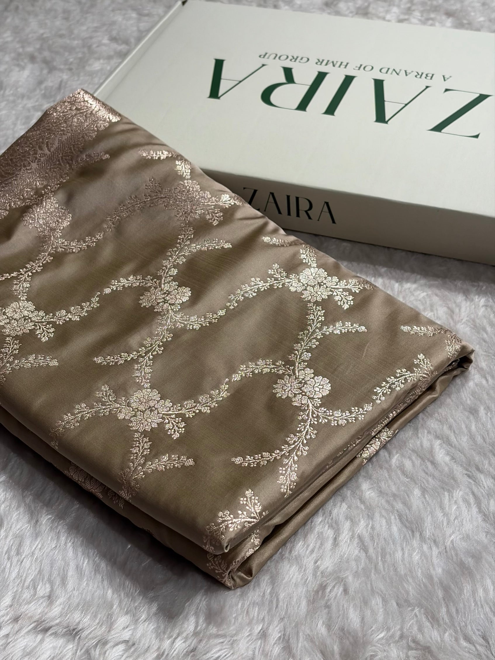 Light Olive Shades Banarasi With Floral Border Mashru Silk Saree MSM-127
