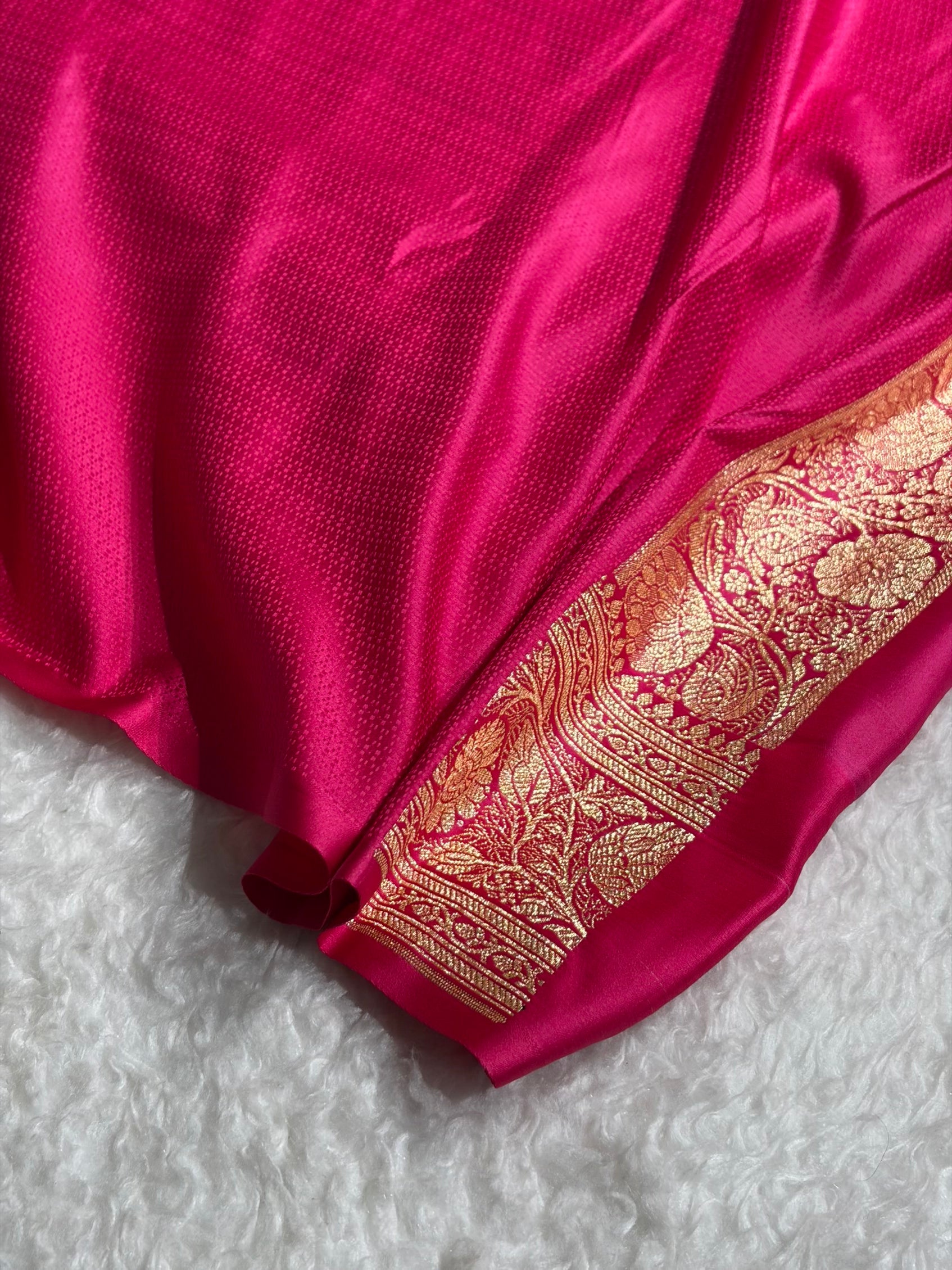 Banarasi Contrast Satin Katan Saree With Jaal Pattern in Grey With Rani Shades SK124