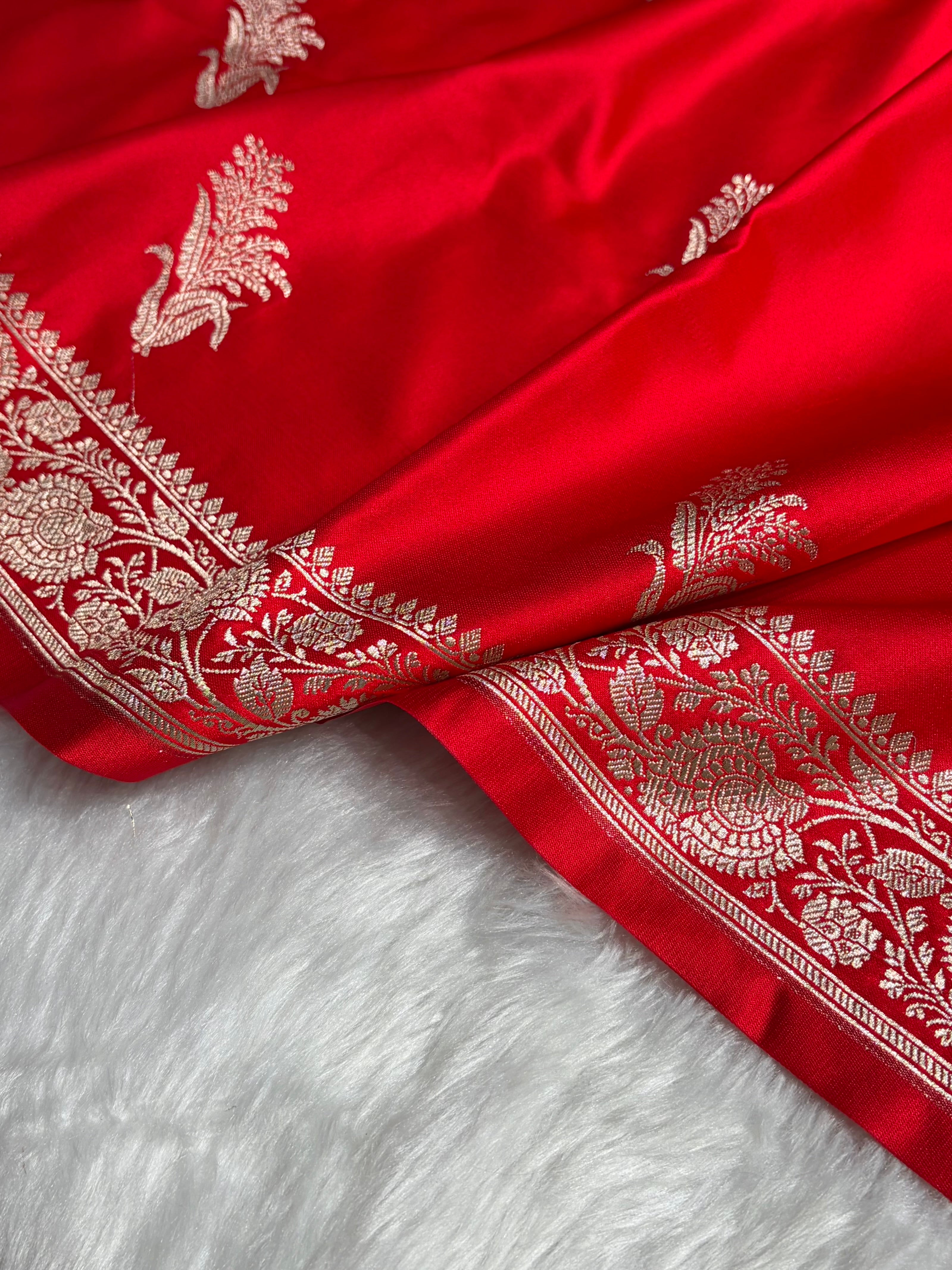Red Boota With Floral Border Mashru Silk Saree MSM-89