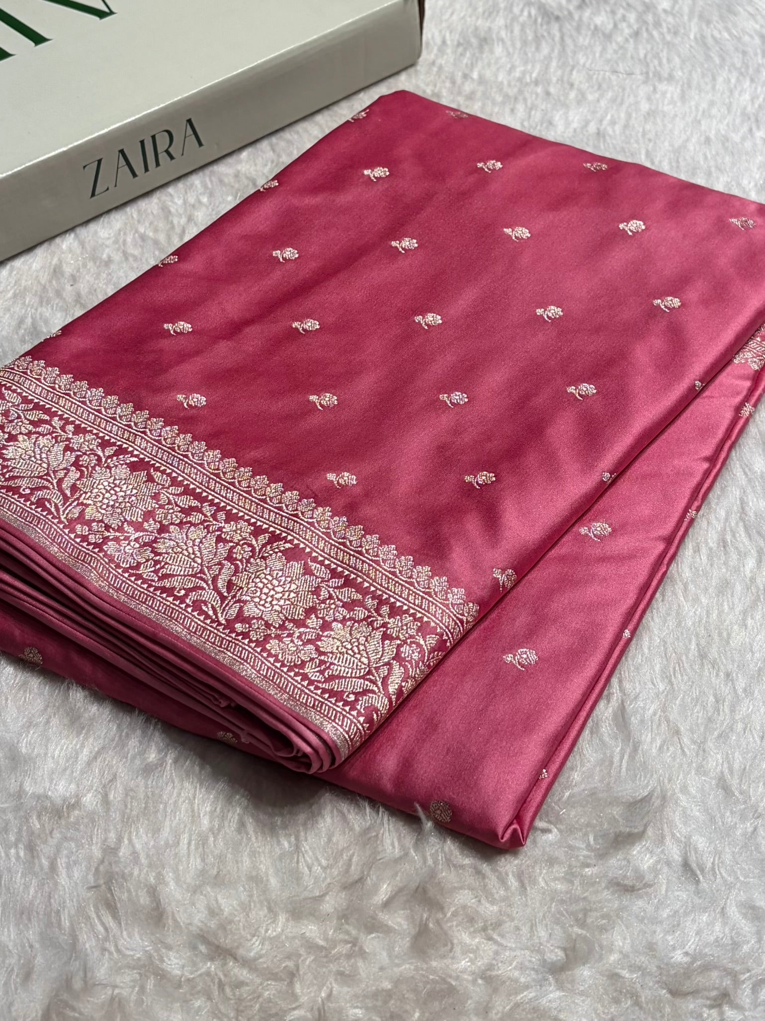 Baby Pink Shades Banarasi Booti Mashru Silk Saree MS67