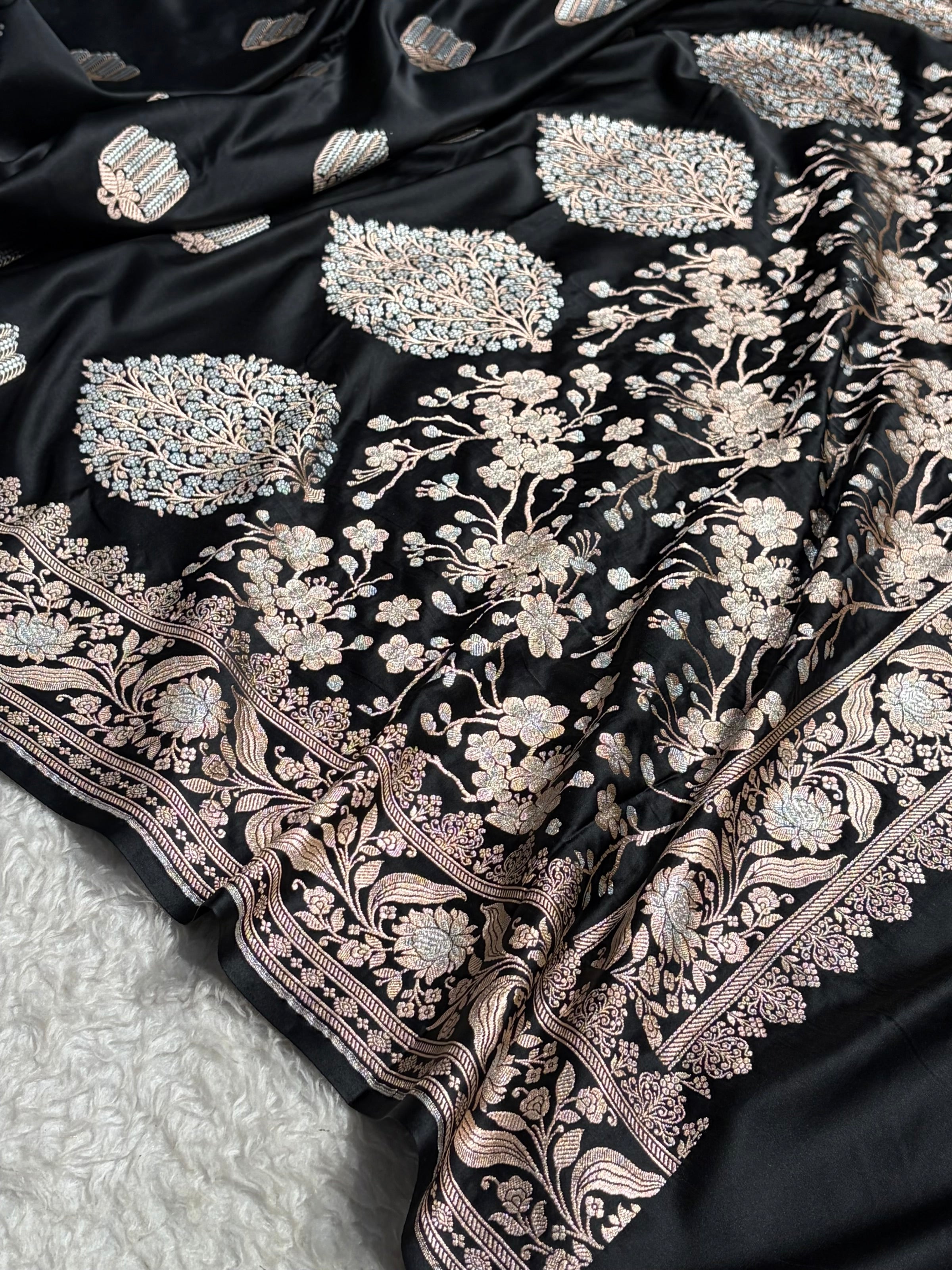 Black Shades Banarasi Boota Pattern Minakari Floral Mashru Silk Saree MSM-122