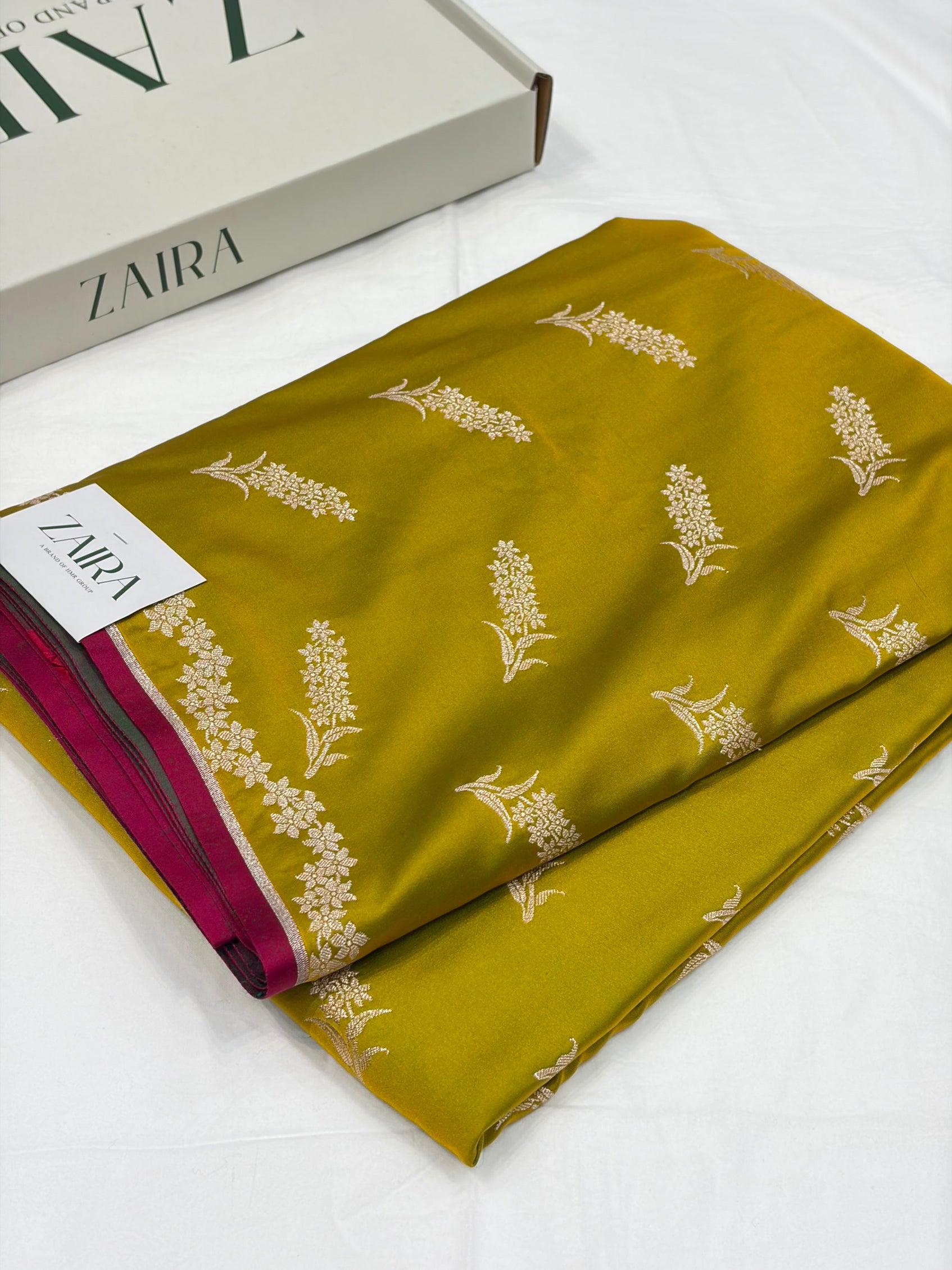 Mehndi Mauve Shade With Booti Pattern Mashru Silk Saree