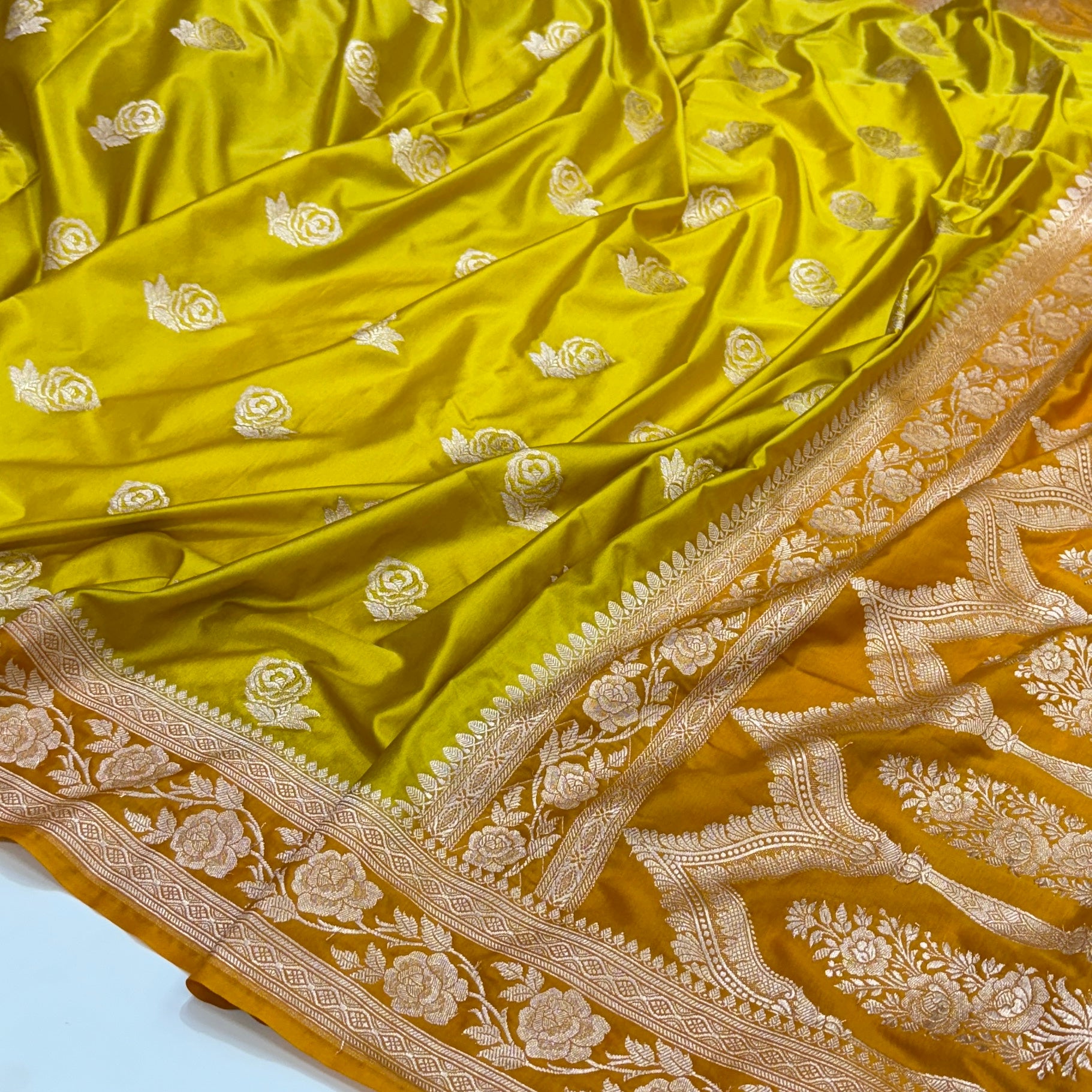 Contrast Yellow - Mustard Combination Rose Motif Mashru Silk Saree