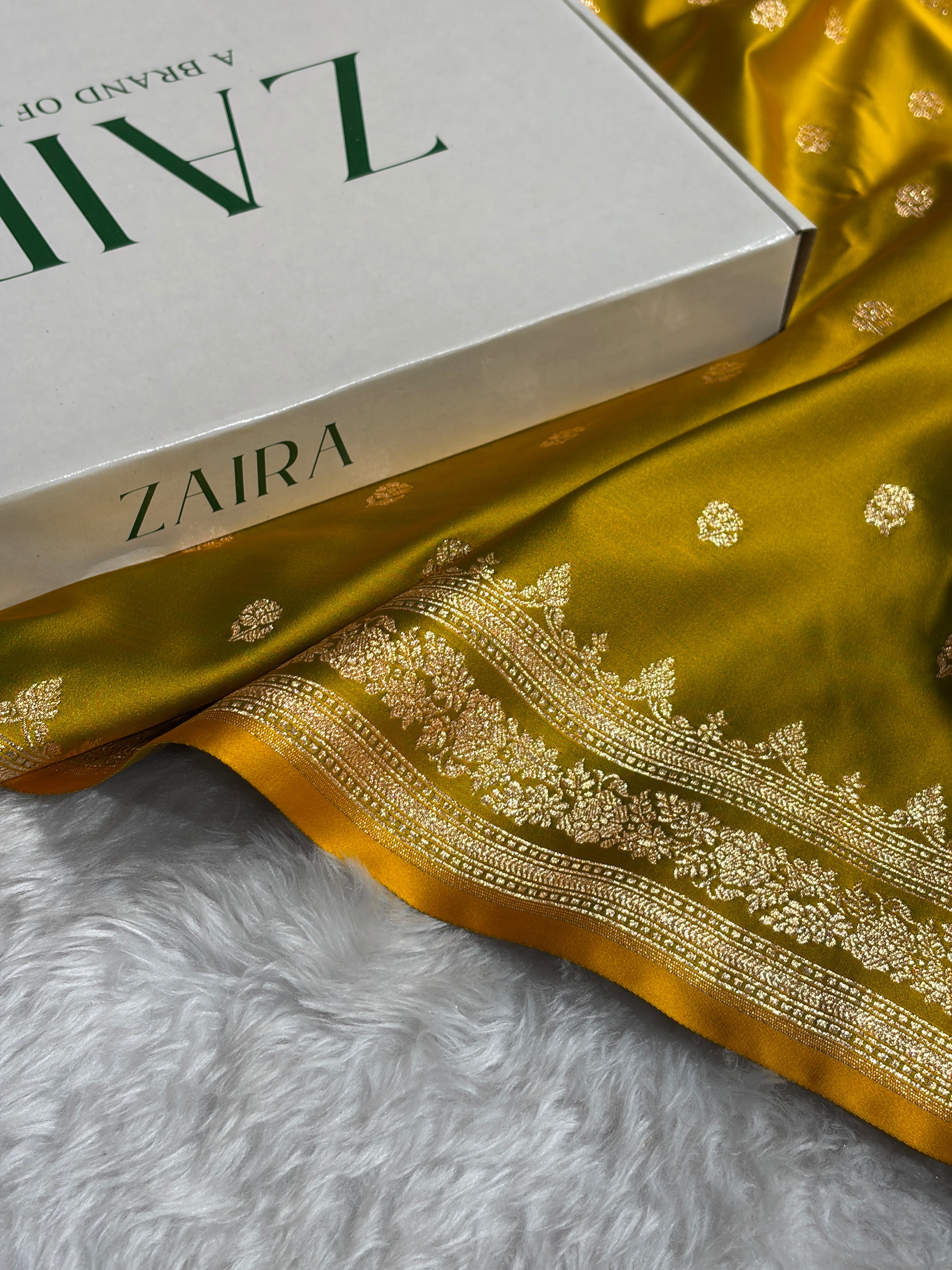 Banarasi Cross Liril Mehendi Floral Pattern Satin Katan Silk Saree SK76