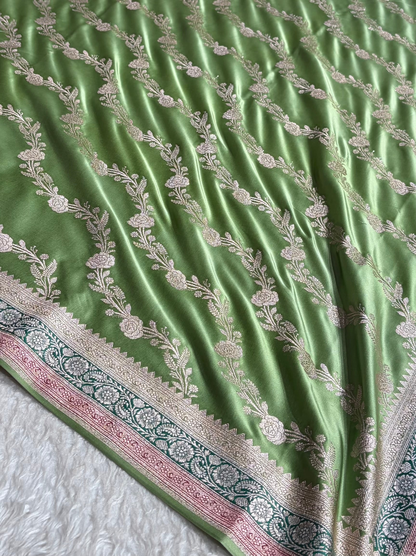 Light Pista Shades Minakari Border Mashru Silk Saree With Cross Pattern MS02
