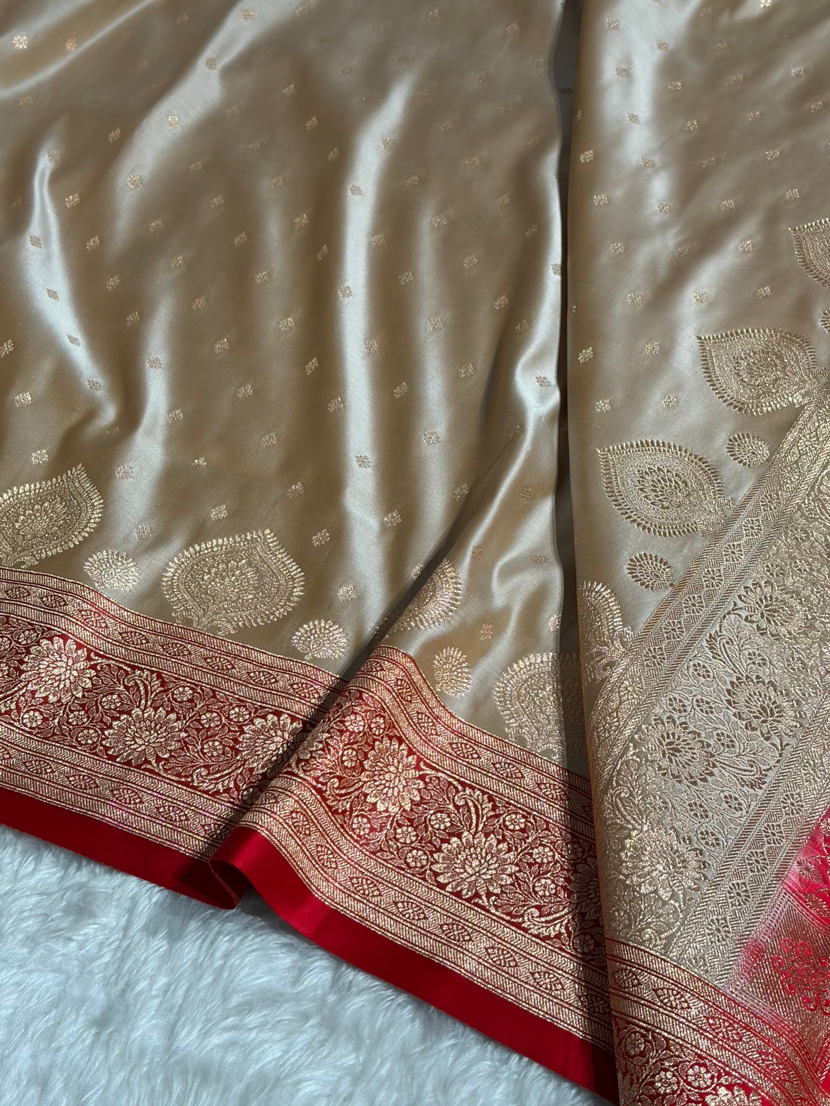 Banarasi Tusser with Red Booti Satin Katan Silk saree SK29