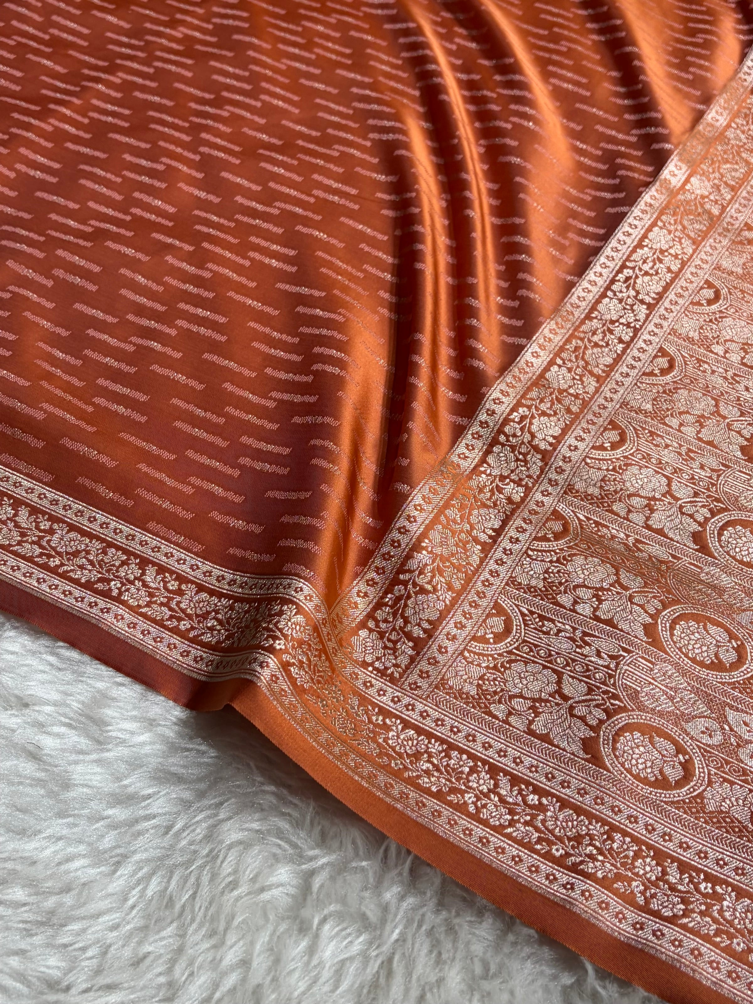 Rust Shades Tanchoi Motif Mashru Silk Saree MST-16