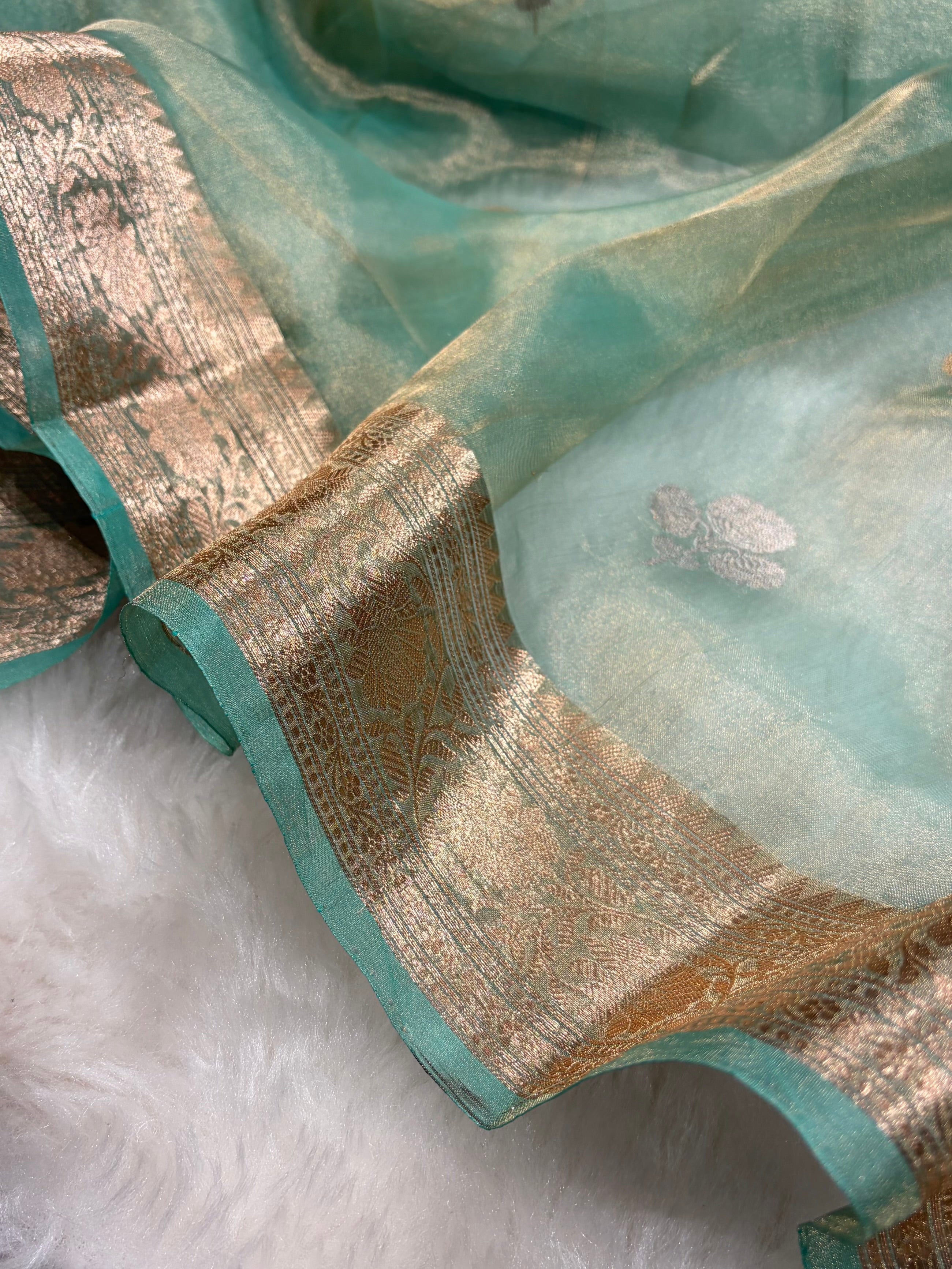 Sea Green Bananasi Floral Shades Pure Tissue Silk Saree PT-49