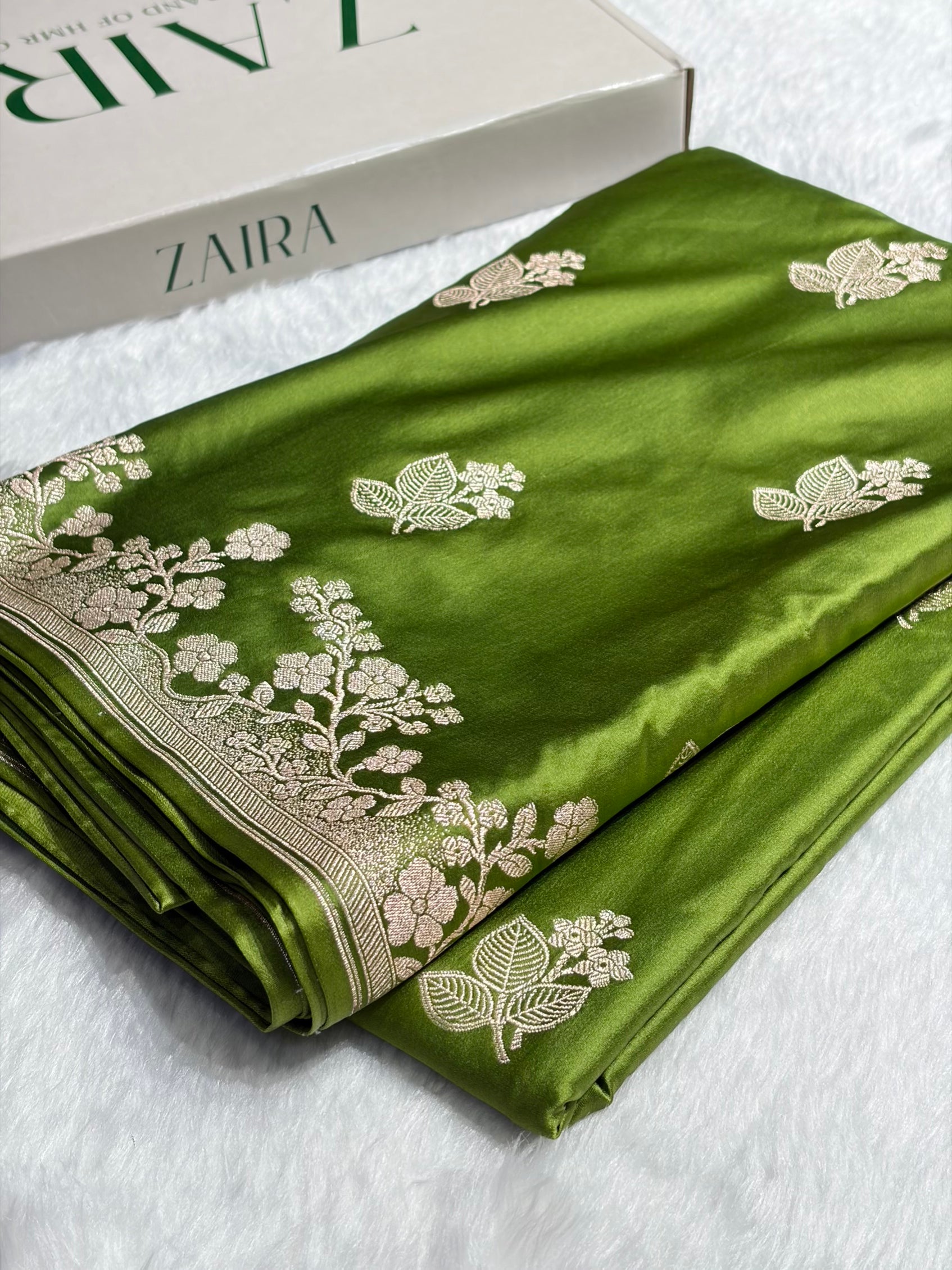 Banarasi Mehendi Shades With Floral Border Mashru Silk Saree MS83