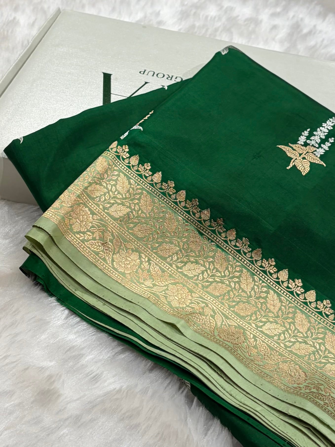 Bottle Green With Pista Contrast Shades Meena Boota Handwoven Pure Katan Paper Silk RM-36