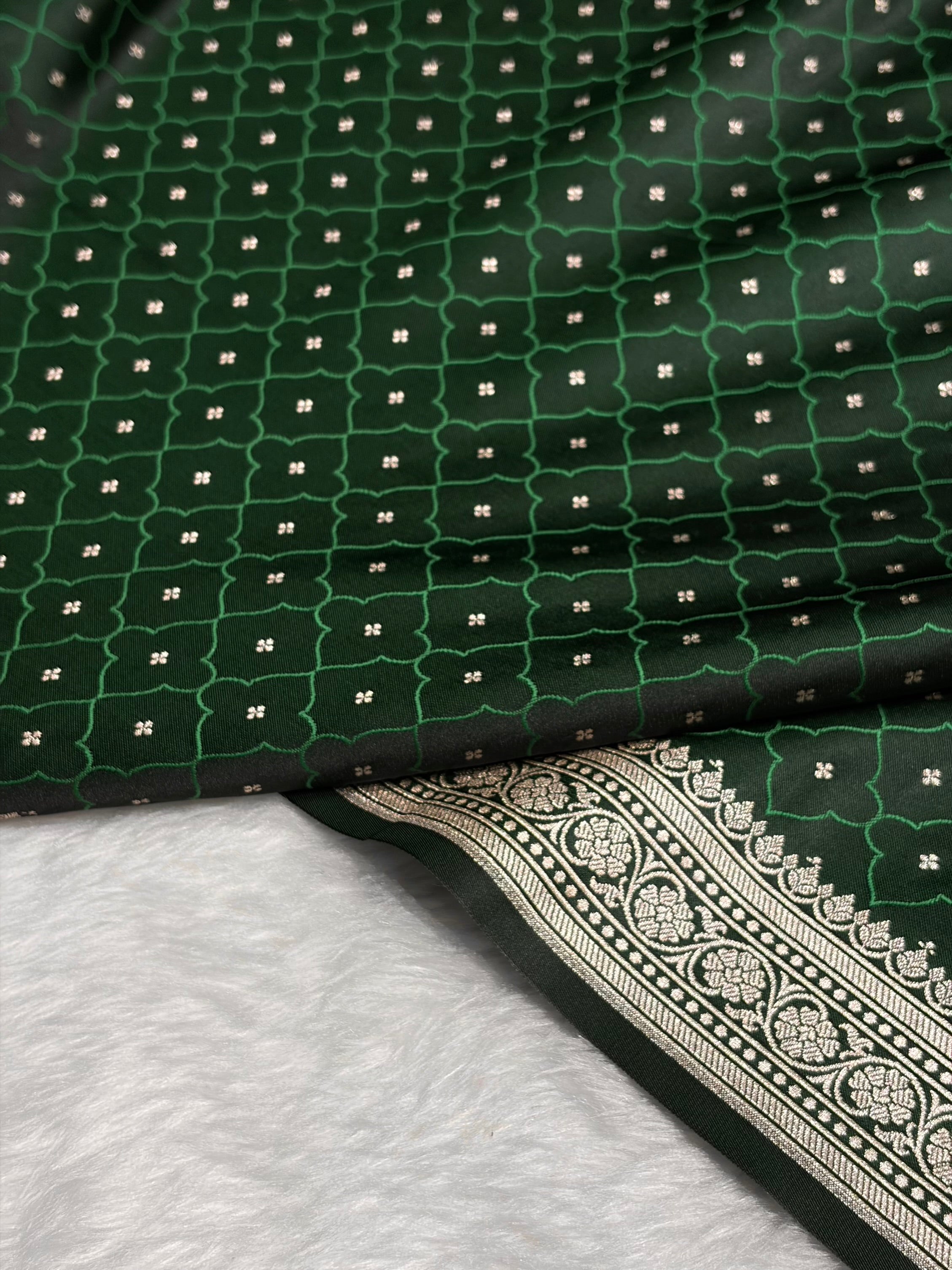 Bottle Green Shades Tanchoi Motif Mashru Silk Saree MST-13