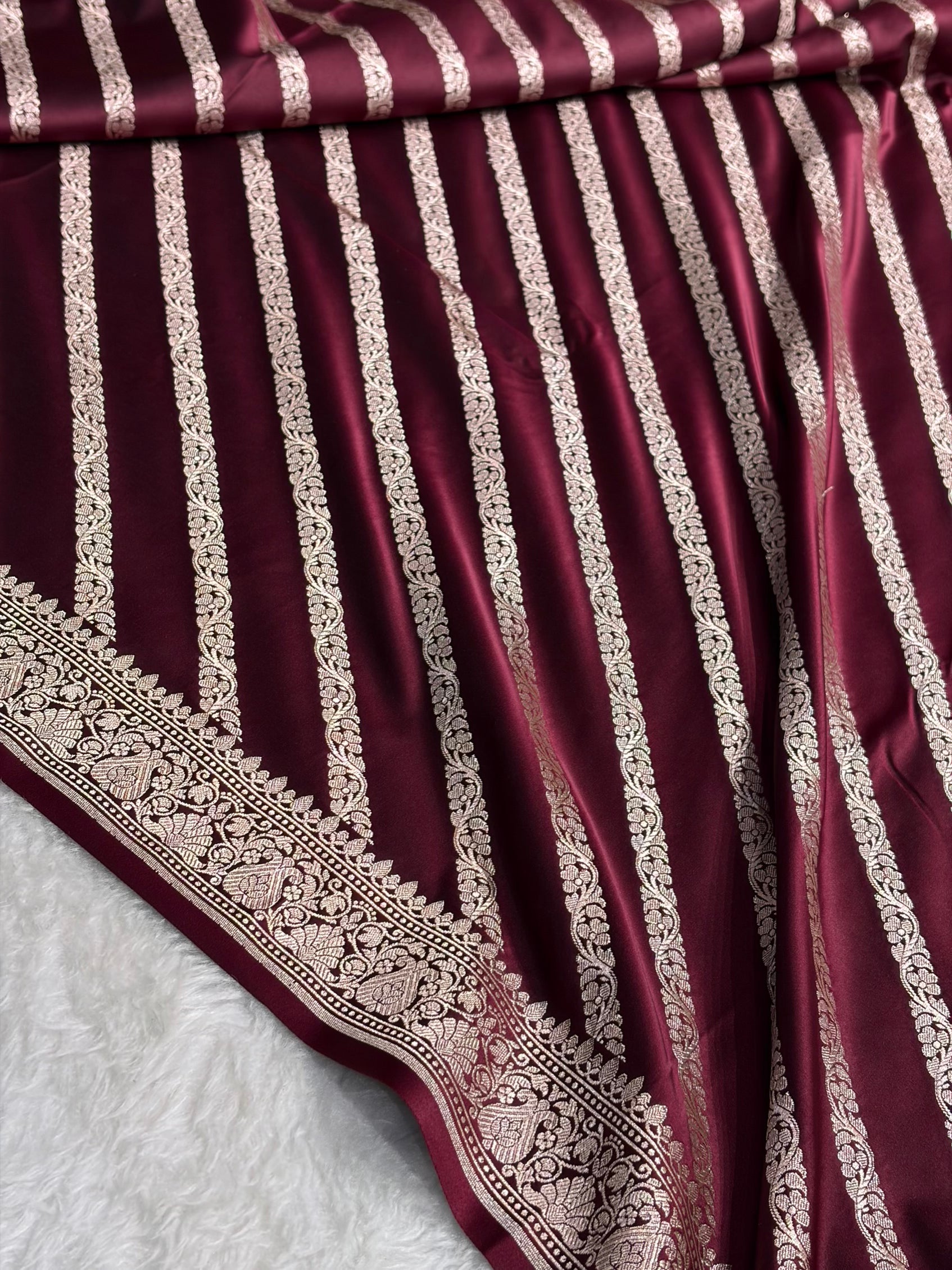 Banarasi Chocolate Shades With Floral Border Mashru Silk Saree MSM-98