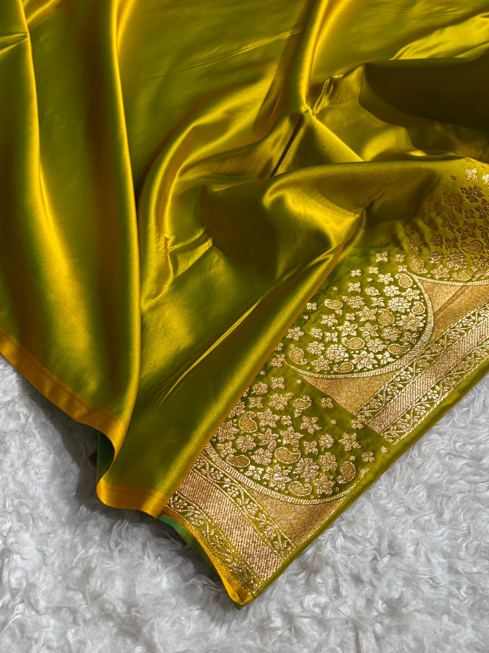 Banarasi Satin Katan Saree With Boota in Mehndi Green Shades SK111