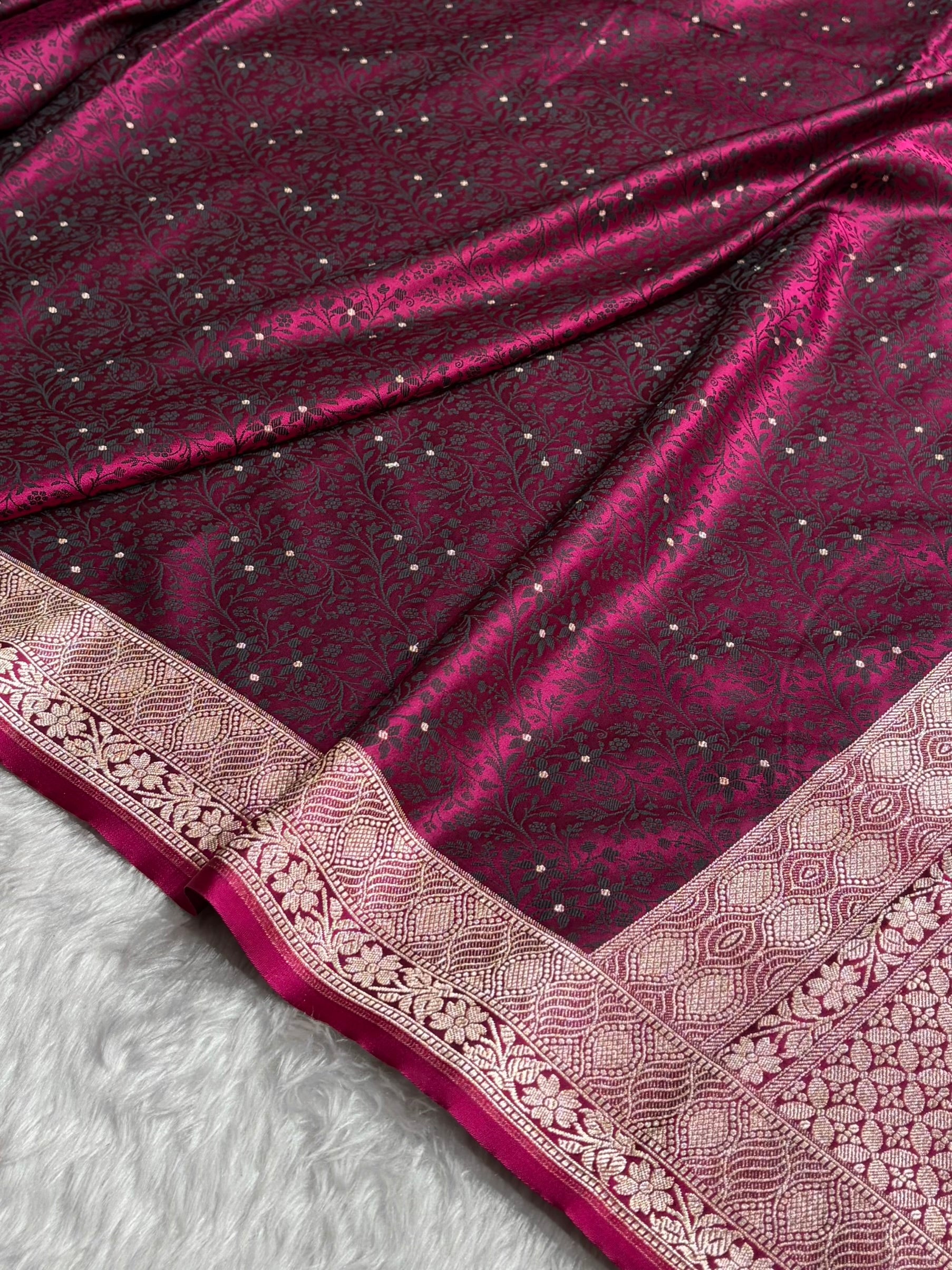 Wine Shades Tanchoi Motif Mashru Silk Saree MST-15