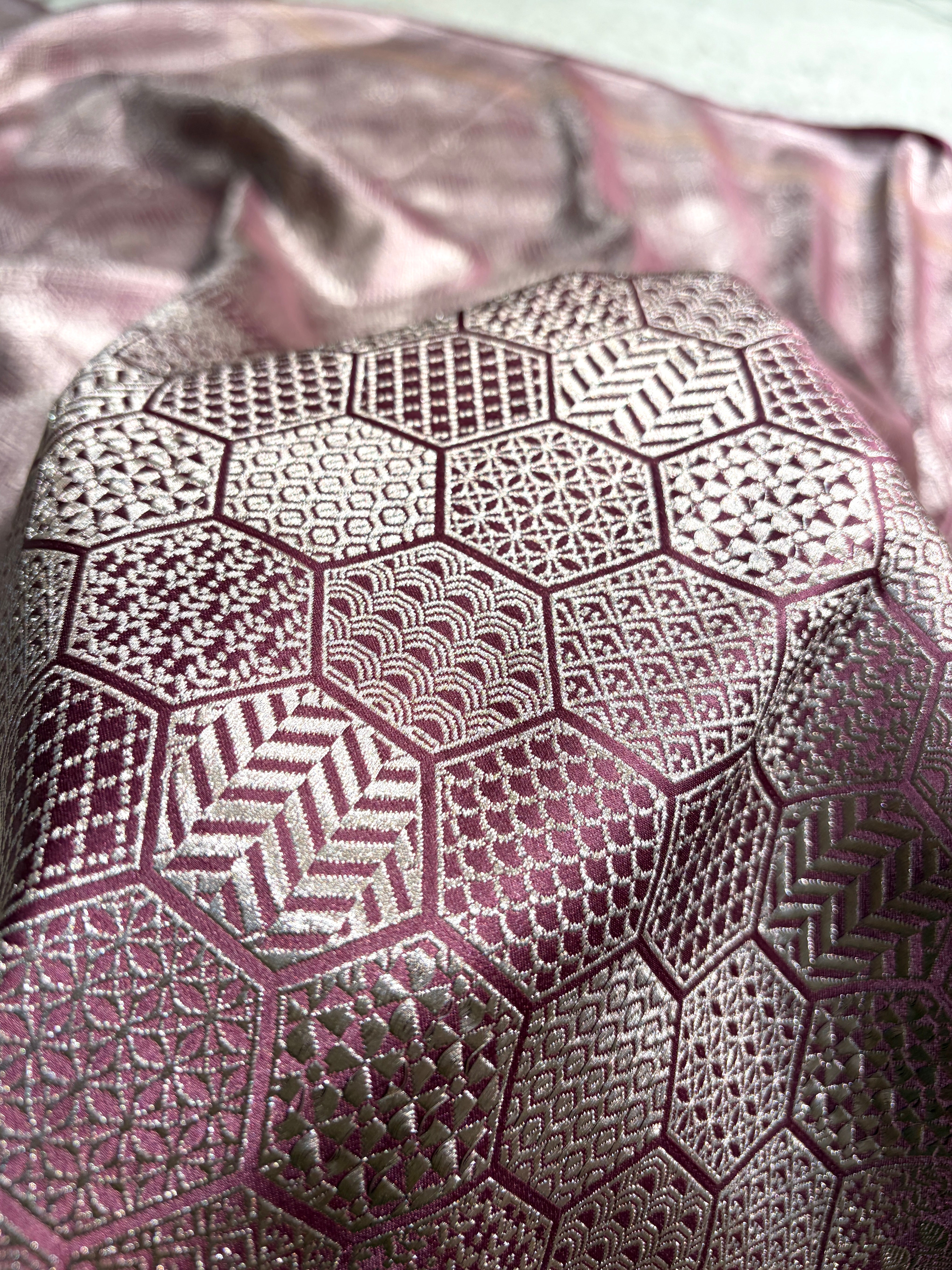 Mauve Shades Minakari Brocade Mashru Silk Saree MS85