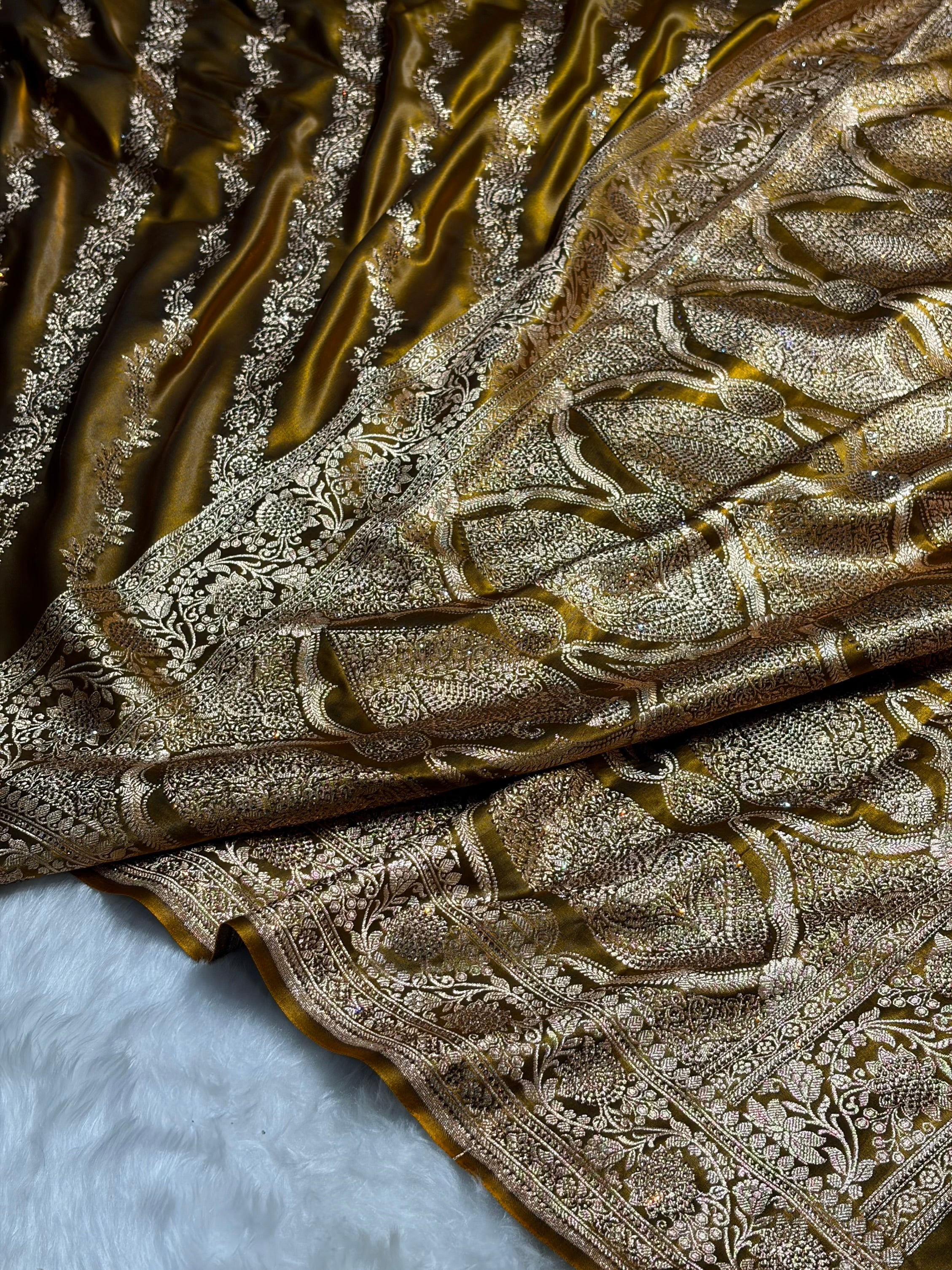 Mehendi Shades Cross with Swarovski Stone Work BSS-10