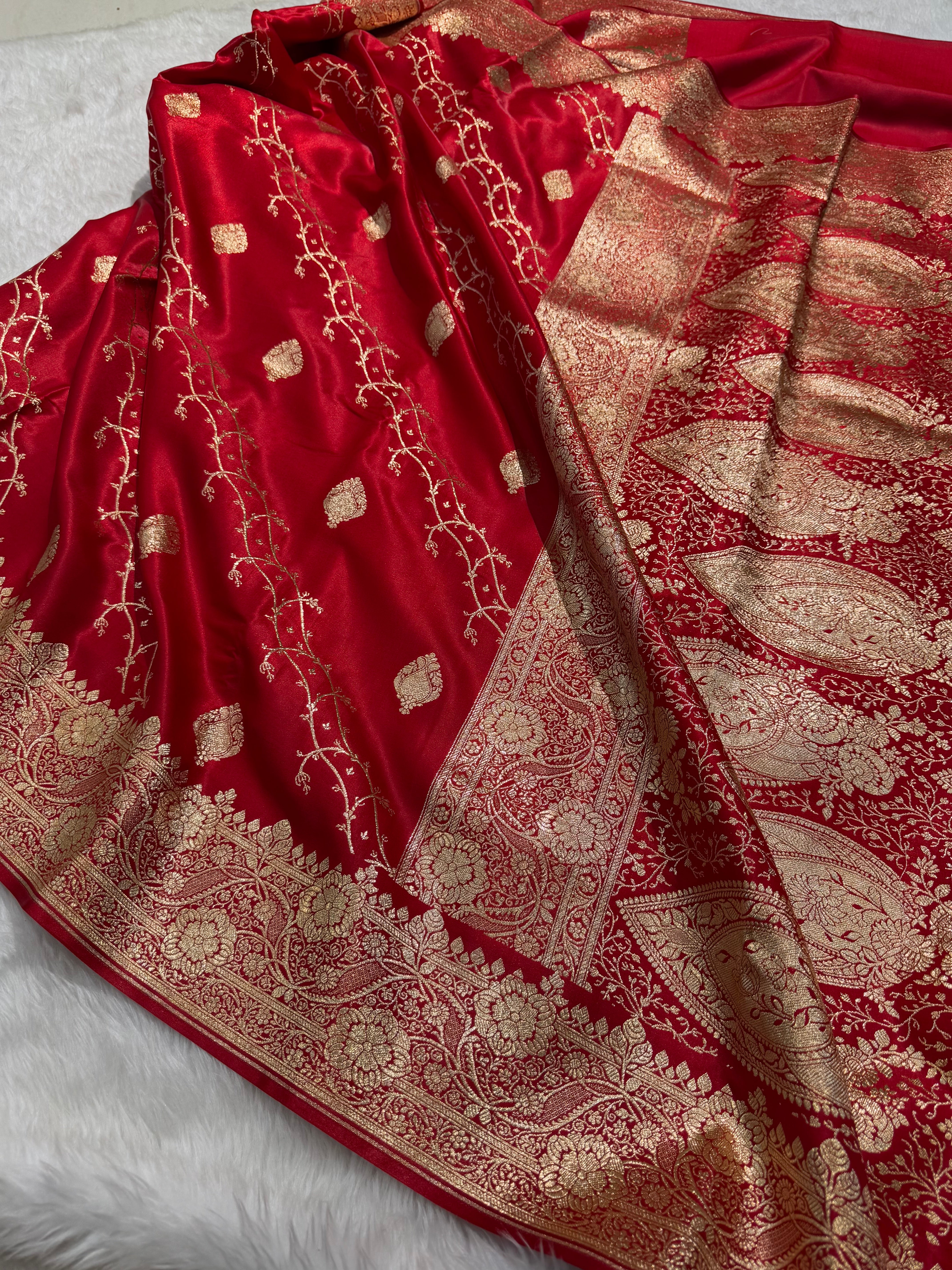 Ultra Light Weight Satin Silk Cross in RED Shades SS12