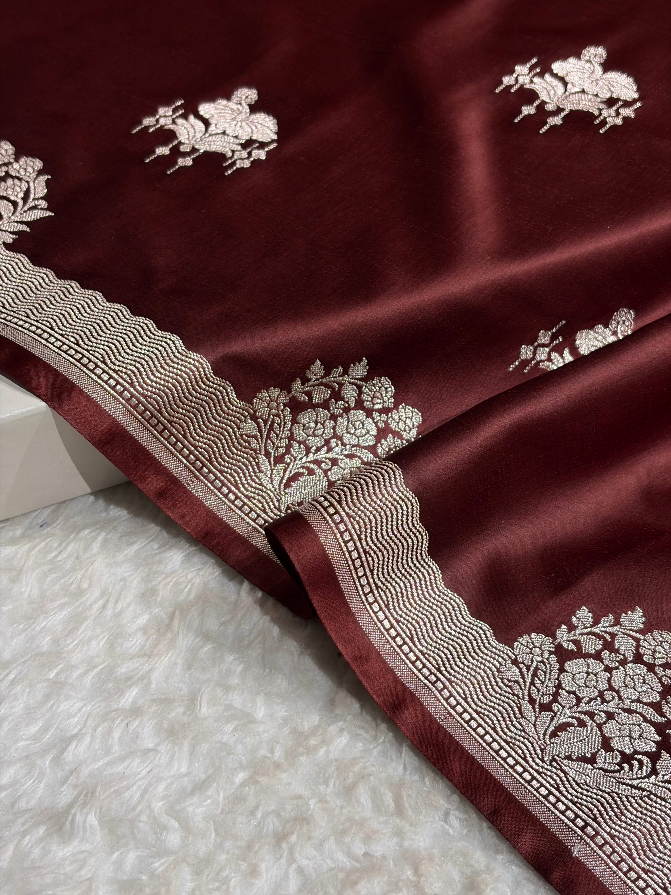 Banarasi Chocolate Shades Floral Mashru Silk Saree MS87