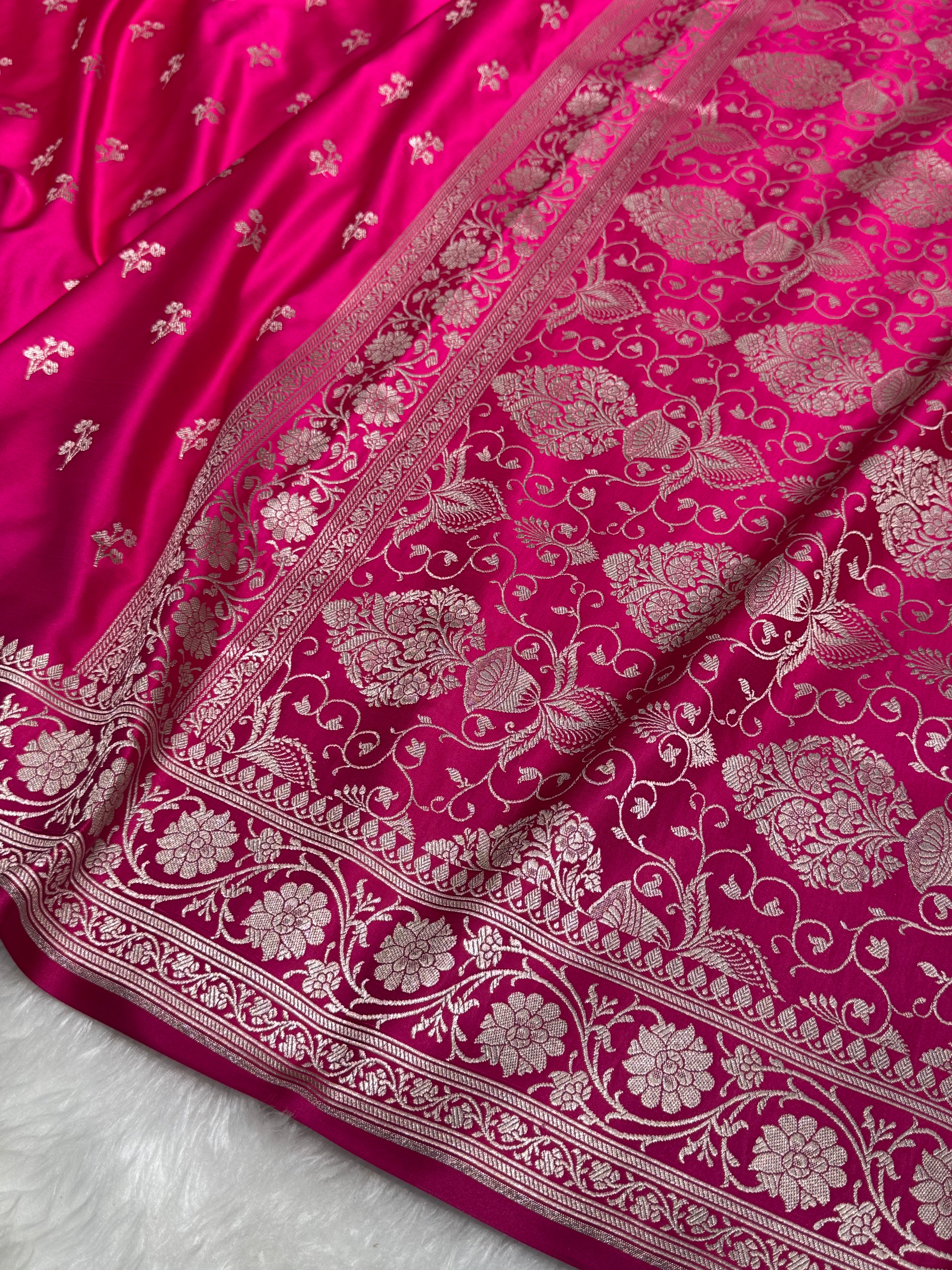 Rani Booti Mashru Silk Saree