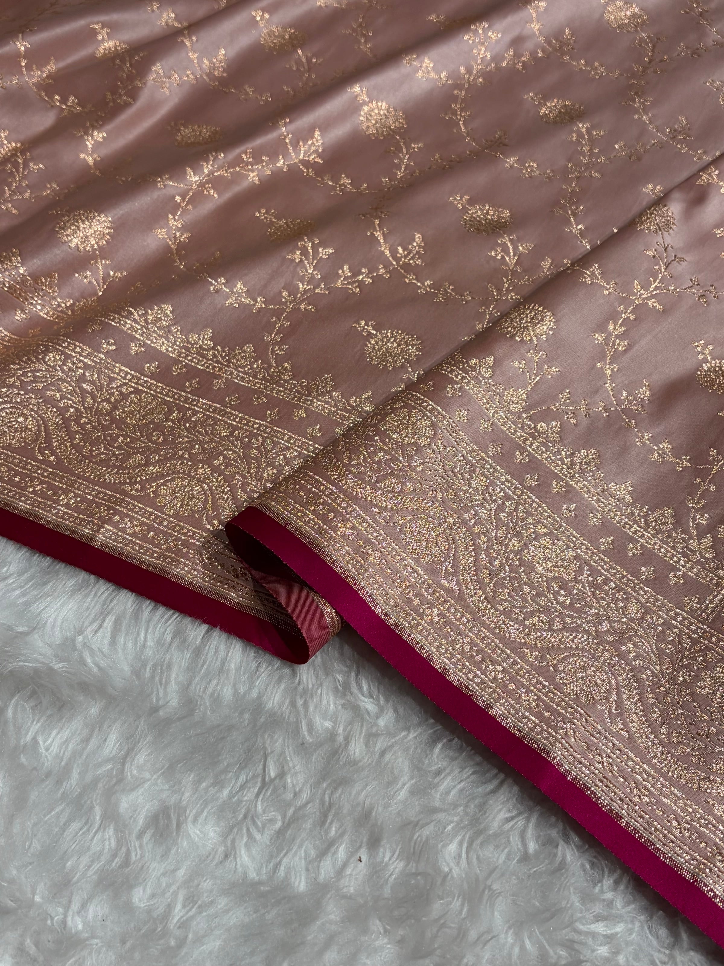Rose Gold Floral Booti Banarasi Satin Katan Silk Saree SK15