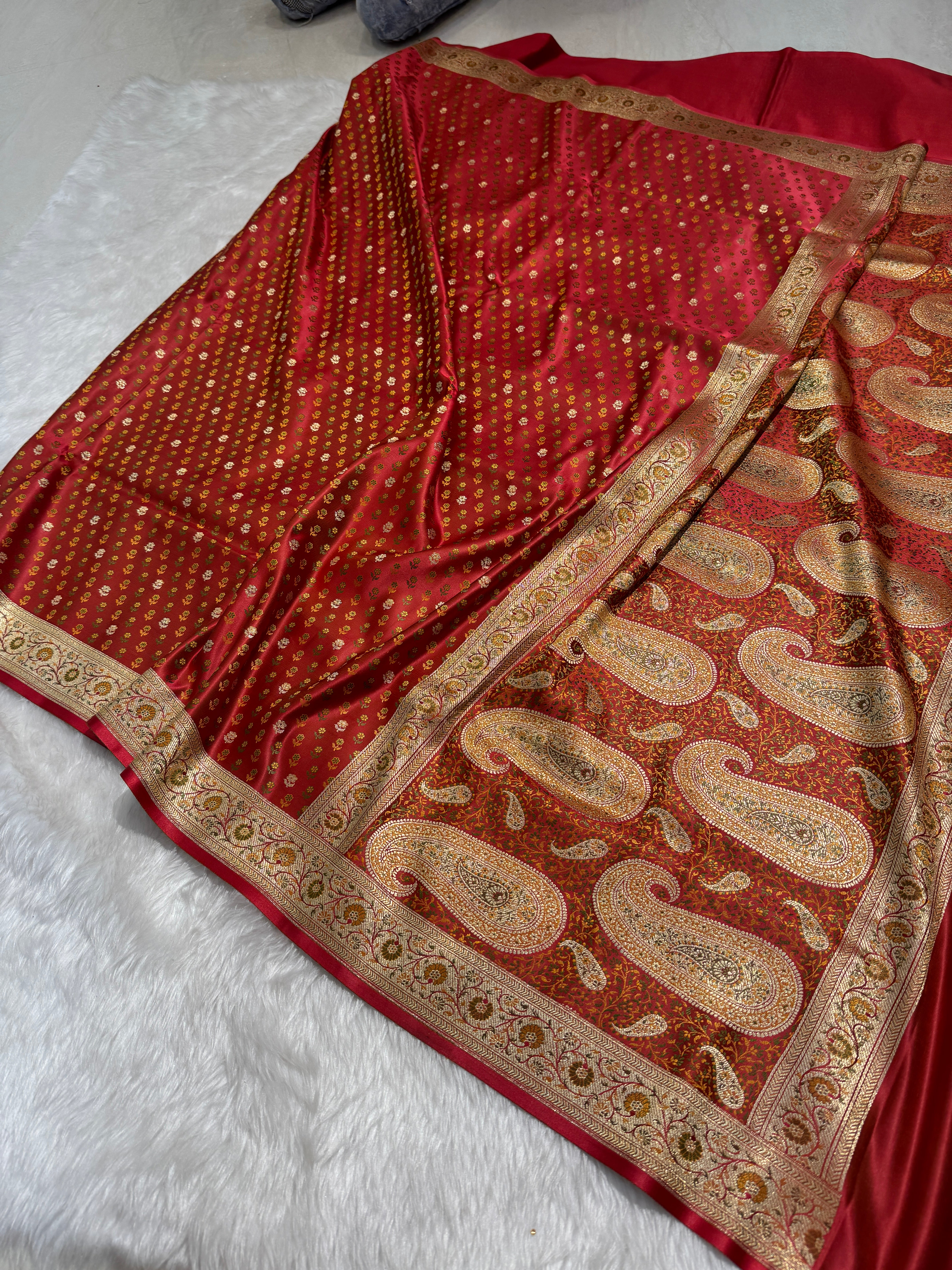 Cross Red Tanchoi Minakari Tilfi booti Katan Silk Saree SKTM-01