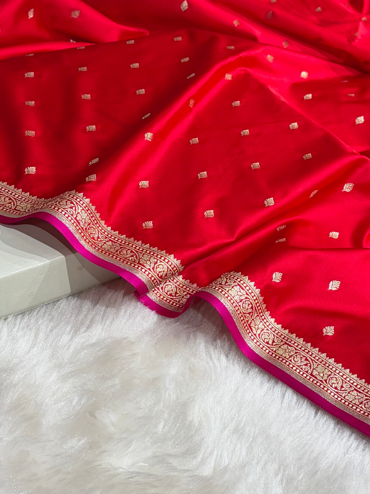 Premium Banarasi Satin Katan Saree in Red Shades SK90