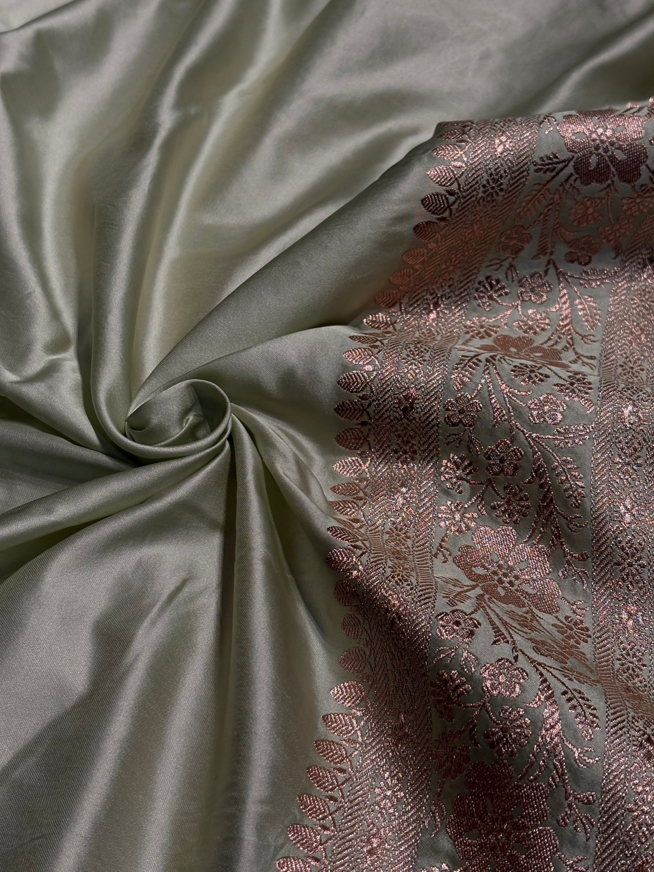 Pista Floral Jaal Mashru Silk Saree