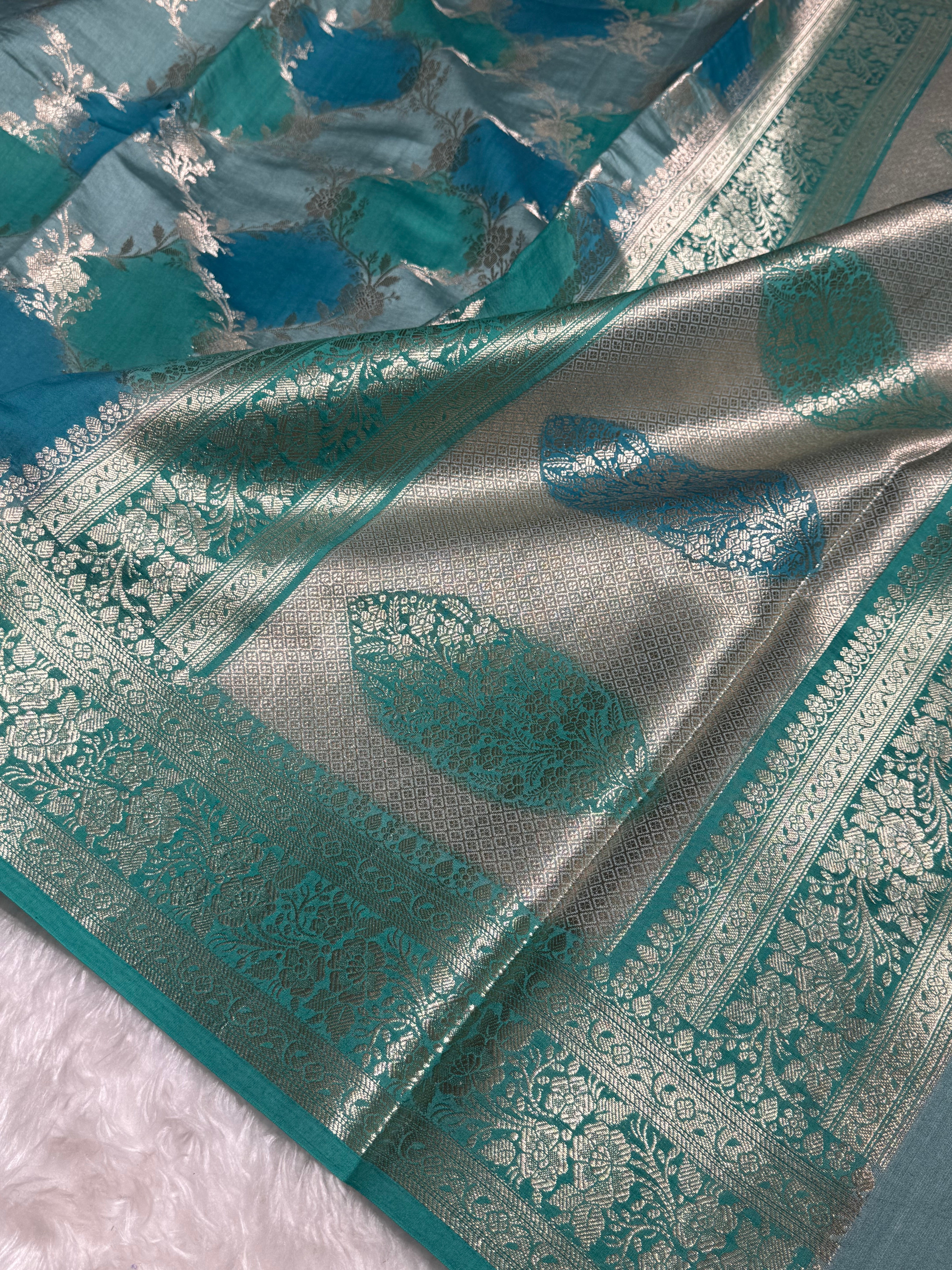 Rangkart Tuqoise Shades Pure Chiniya Silk
