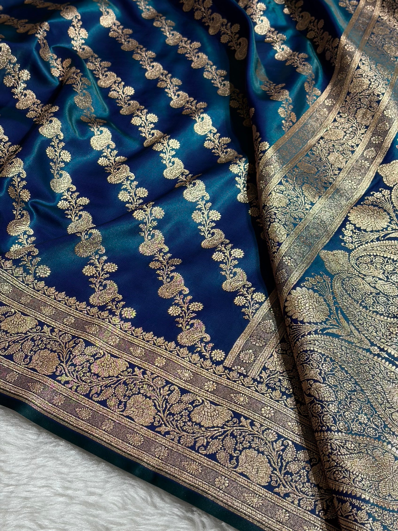 Banarasi Peacock Shades Cross Pattern Banarasi Satin Silk Saree SS51