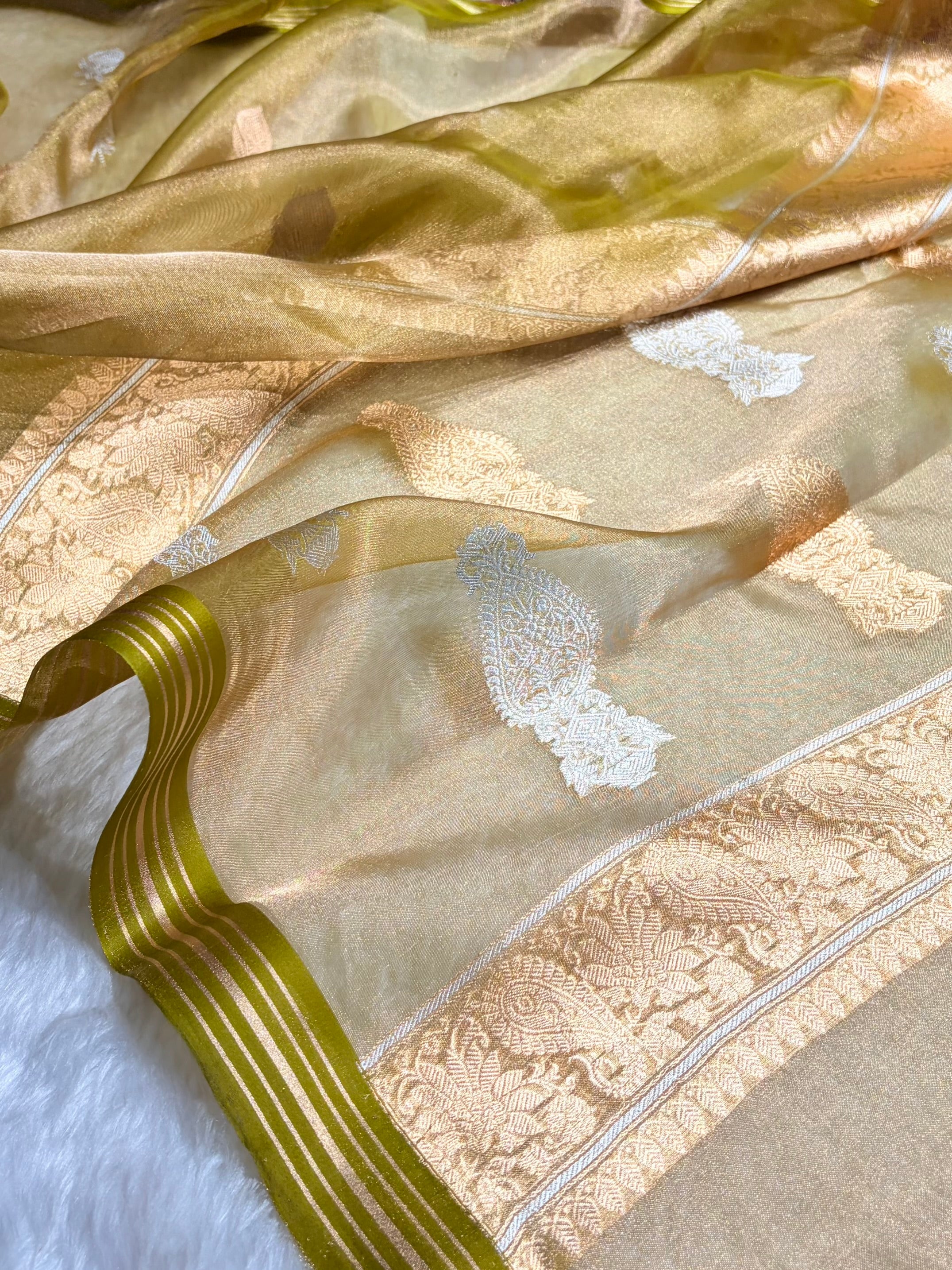 Gold Bananasi Floral Shades Pure Tissue Silk Saree PT-35