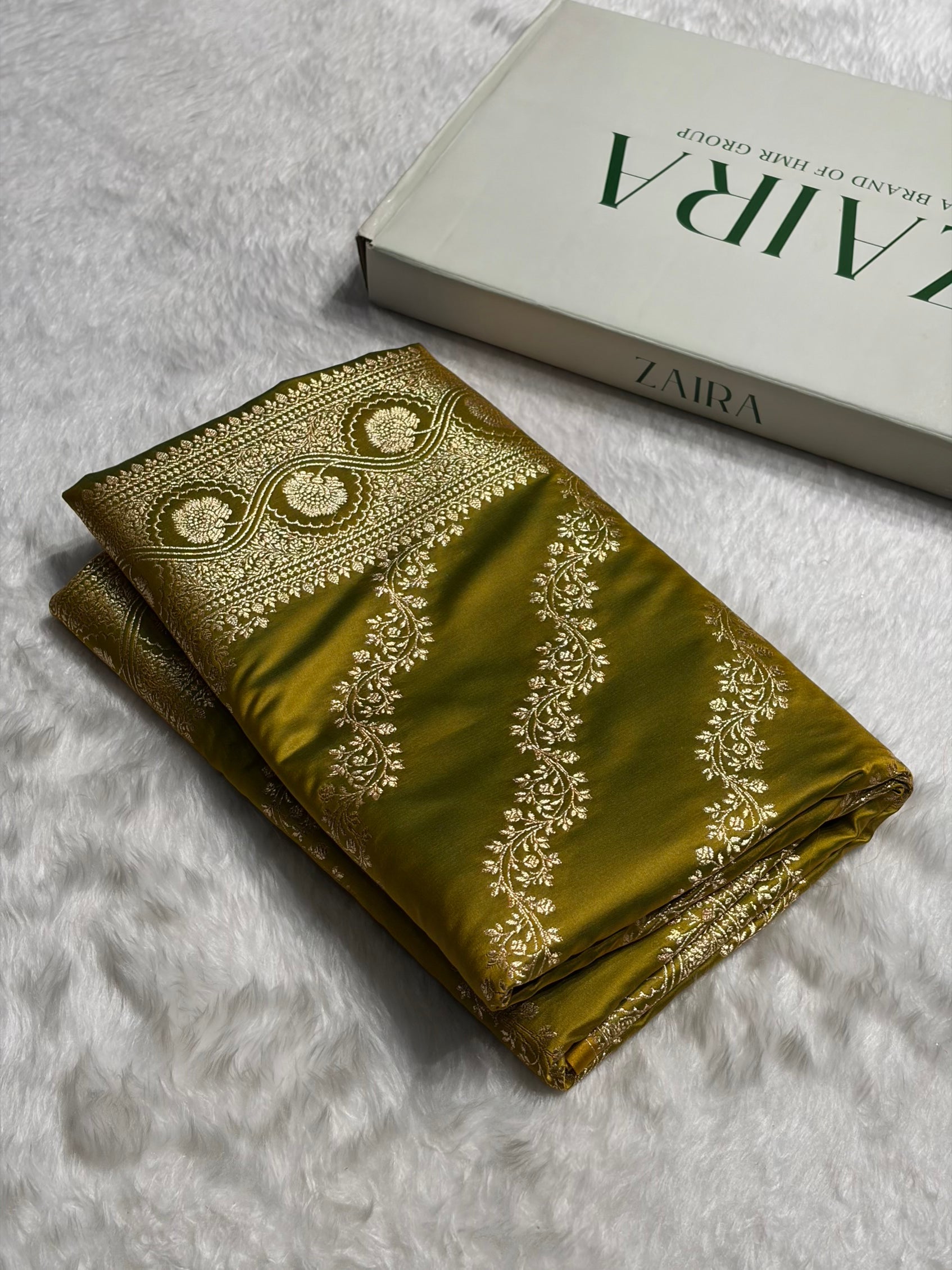 Liril Mehendi Floral Cross Pattern Satin Katan Silk Saree SK74