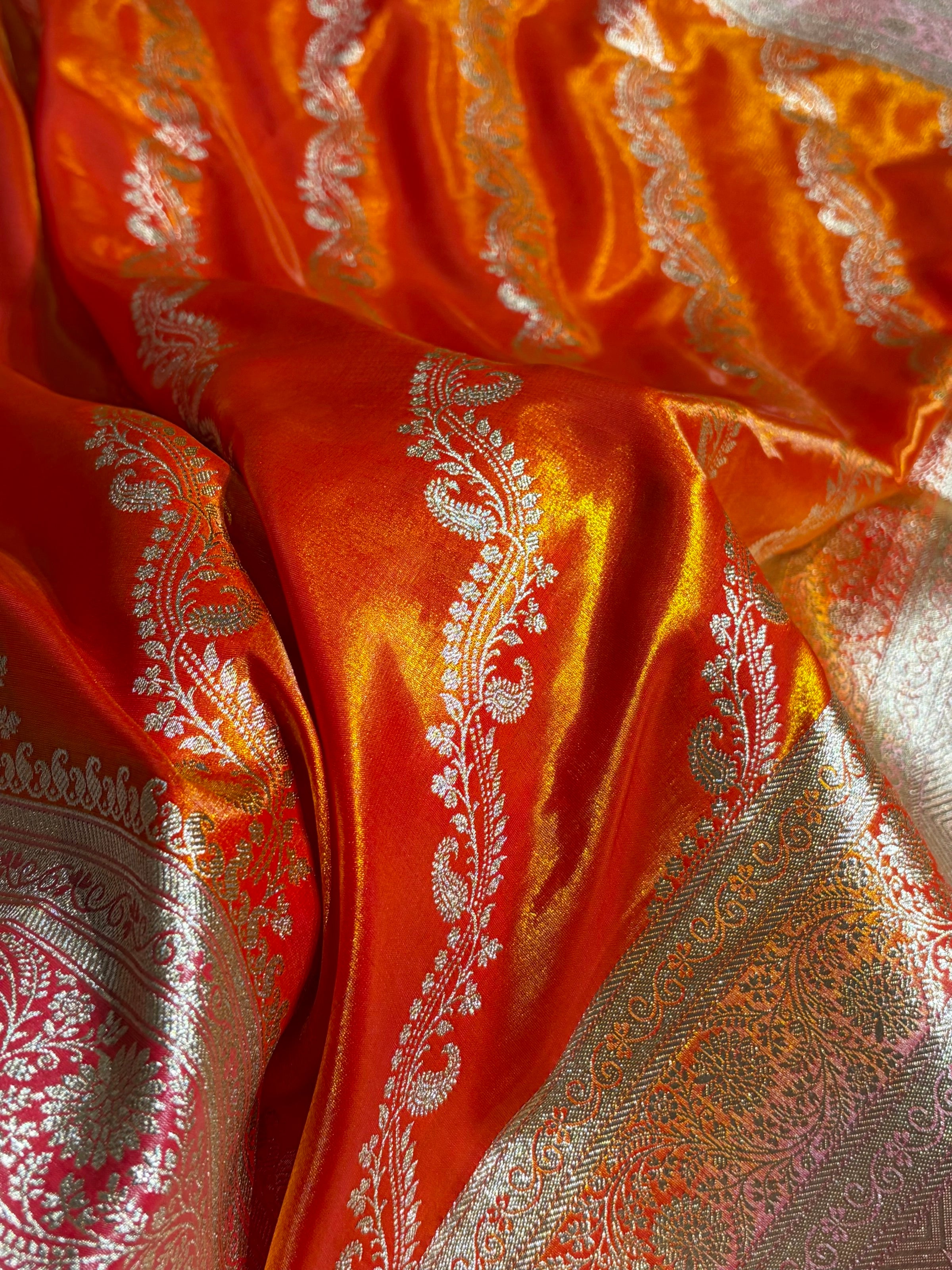 Fire Gold Contrast Shades Cross Pattern Banarasi Satin Silk Saree SS39