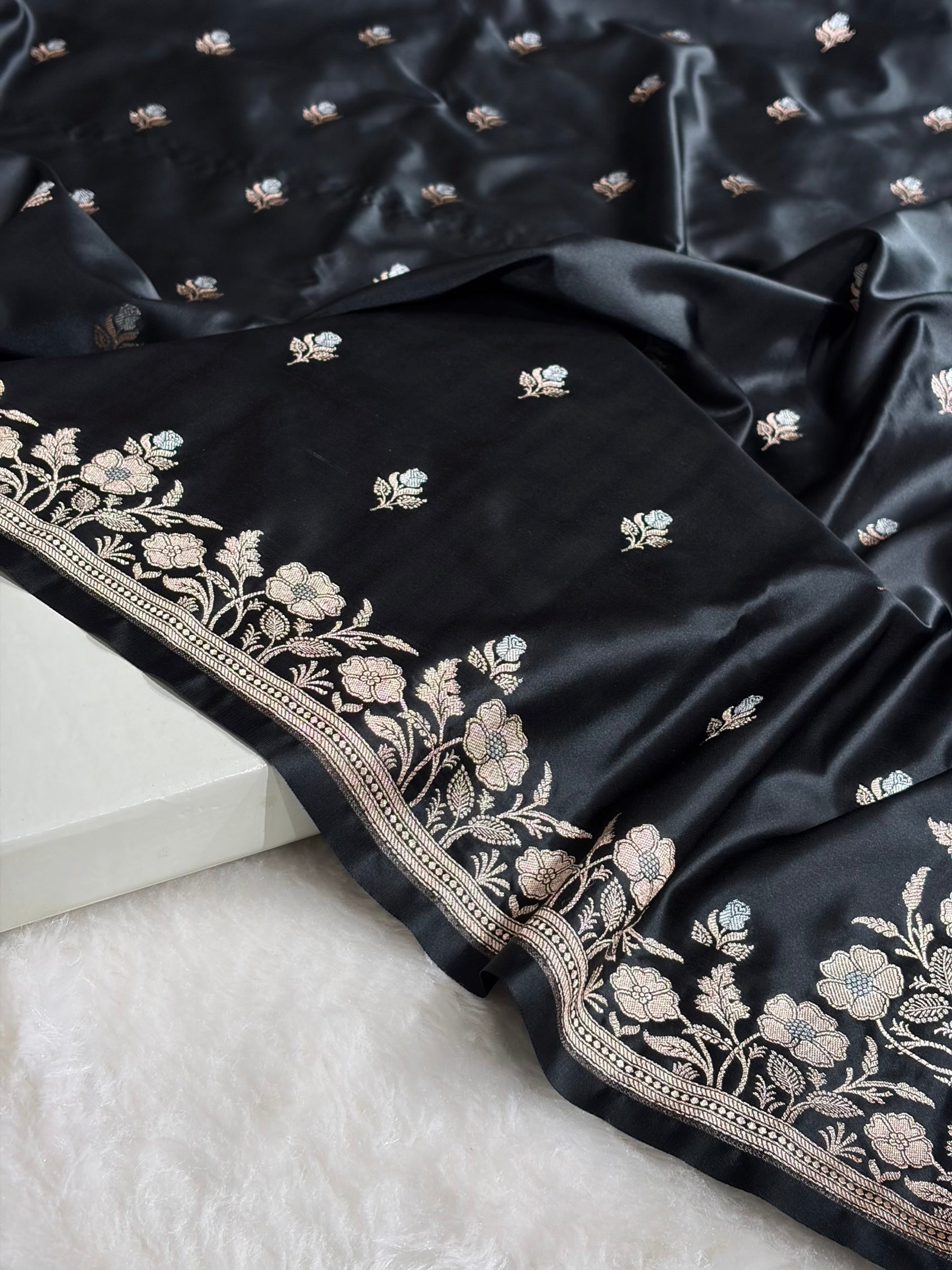 Banarasi Black Boota With Floral Border Mashru Silk Saree MSM-85