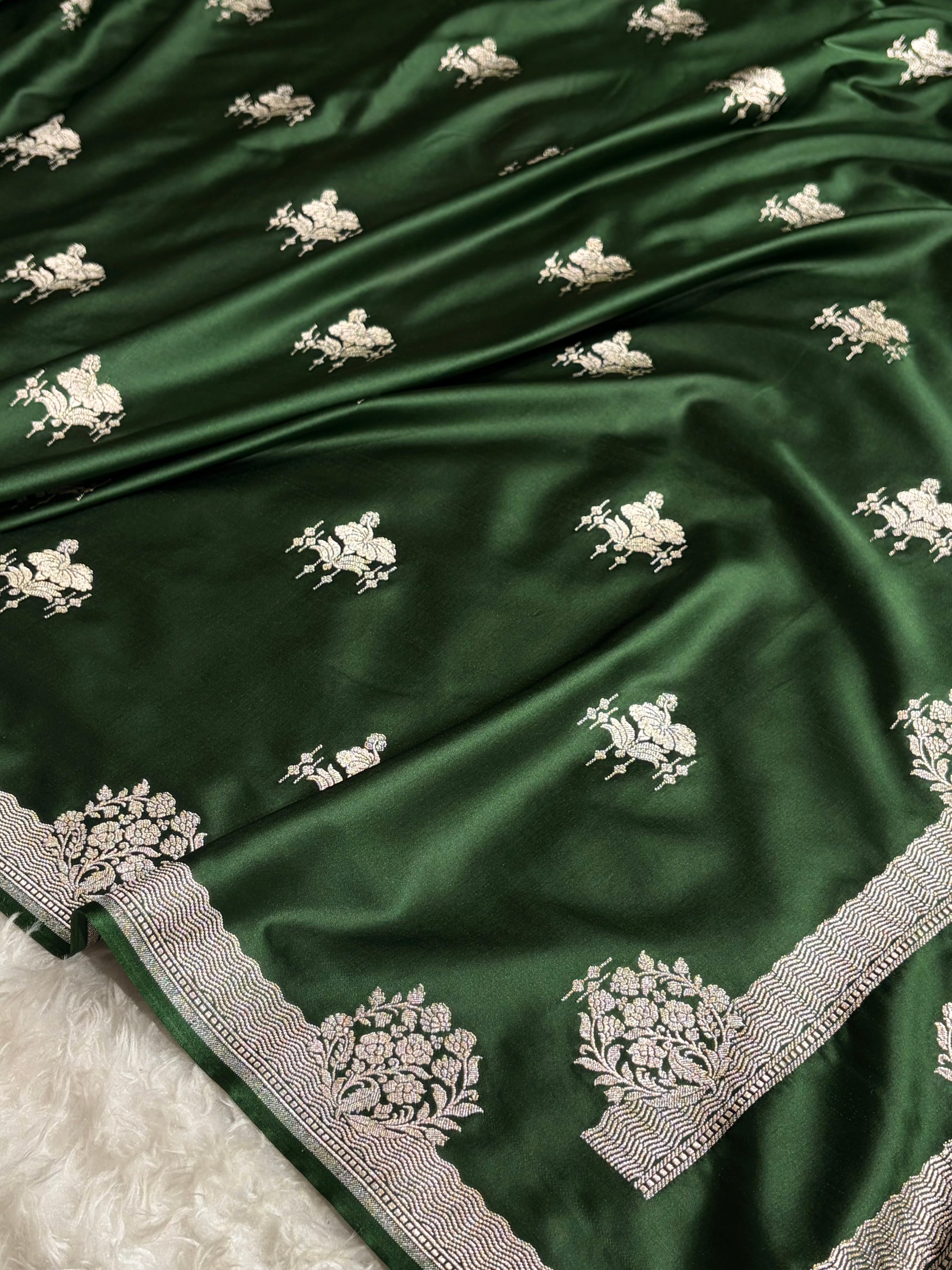 Banarasi Bottle Green Shades Floral Mashru Silk Saree MS87
