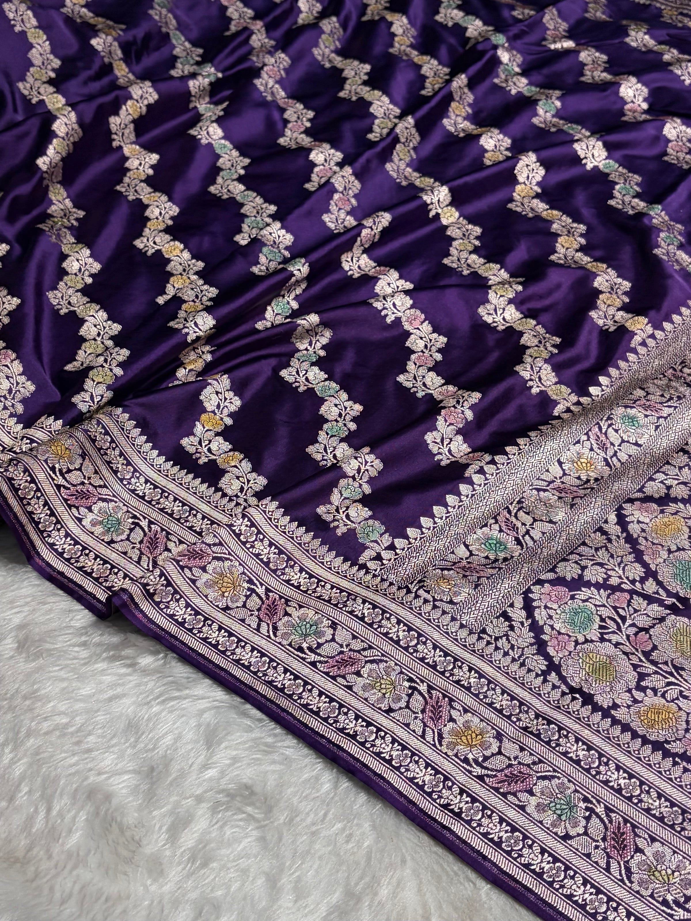 Purple Shades Banarasi Minakari Mashru Silk Saree With Cross Pattern MS02