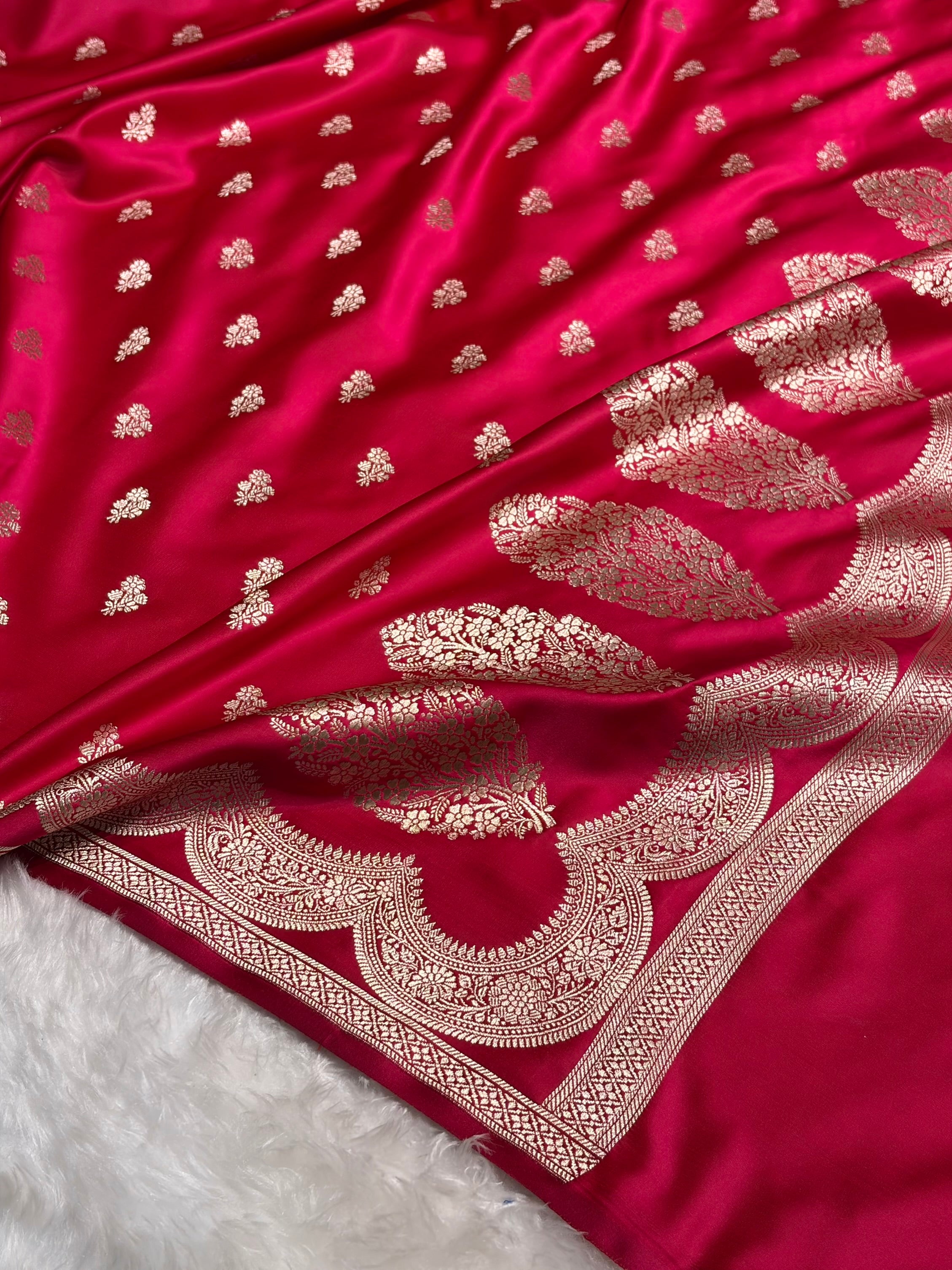 Pink Scallop Booti Mashru Silk Banarasi Saree MSM-35