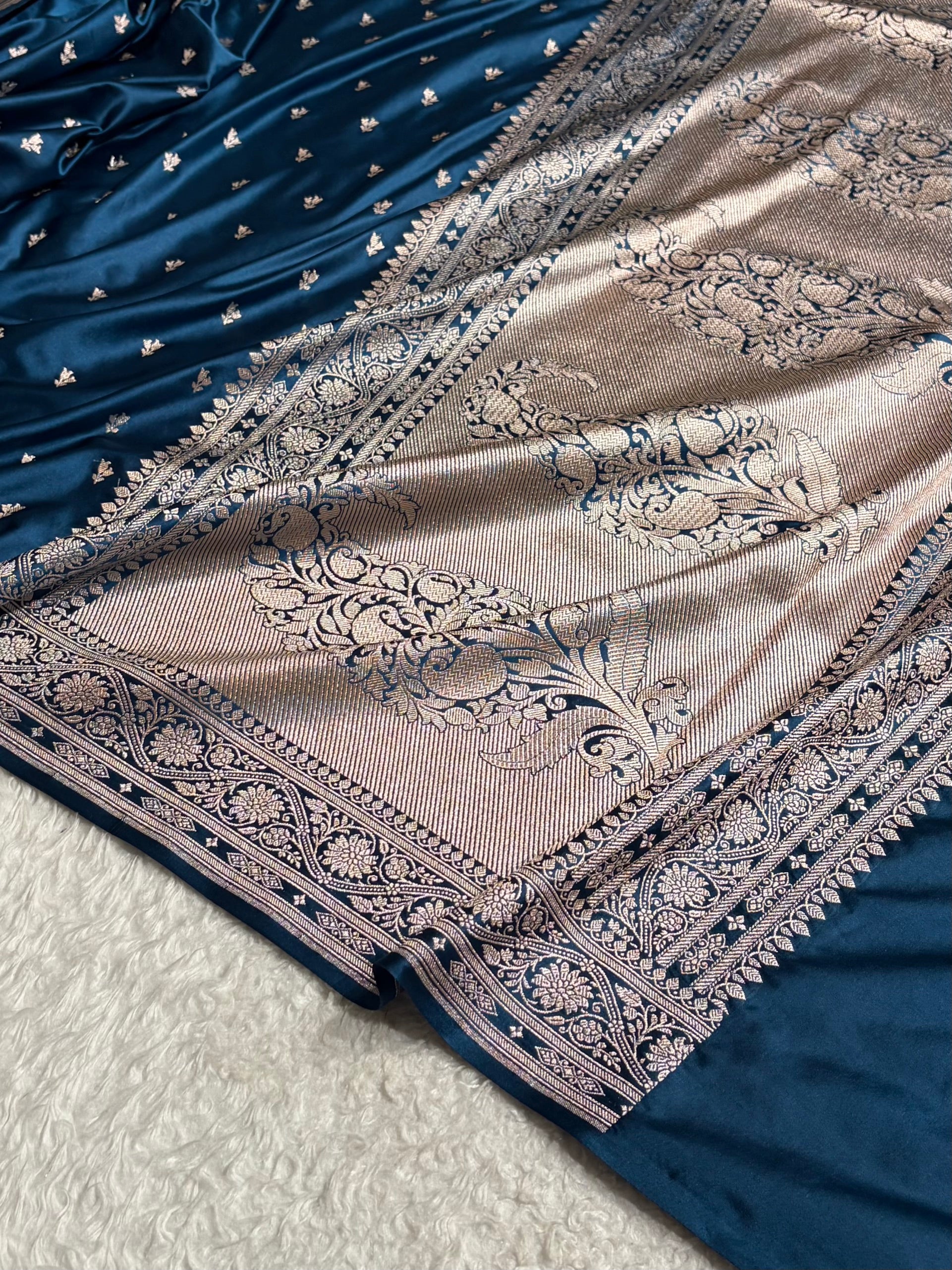 Banarasi German Blue Shades Booti Mashru Silk Saree MCS72