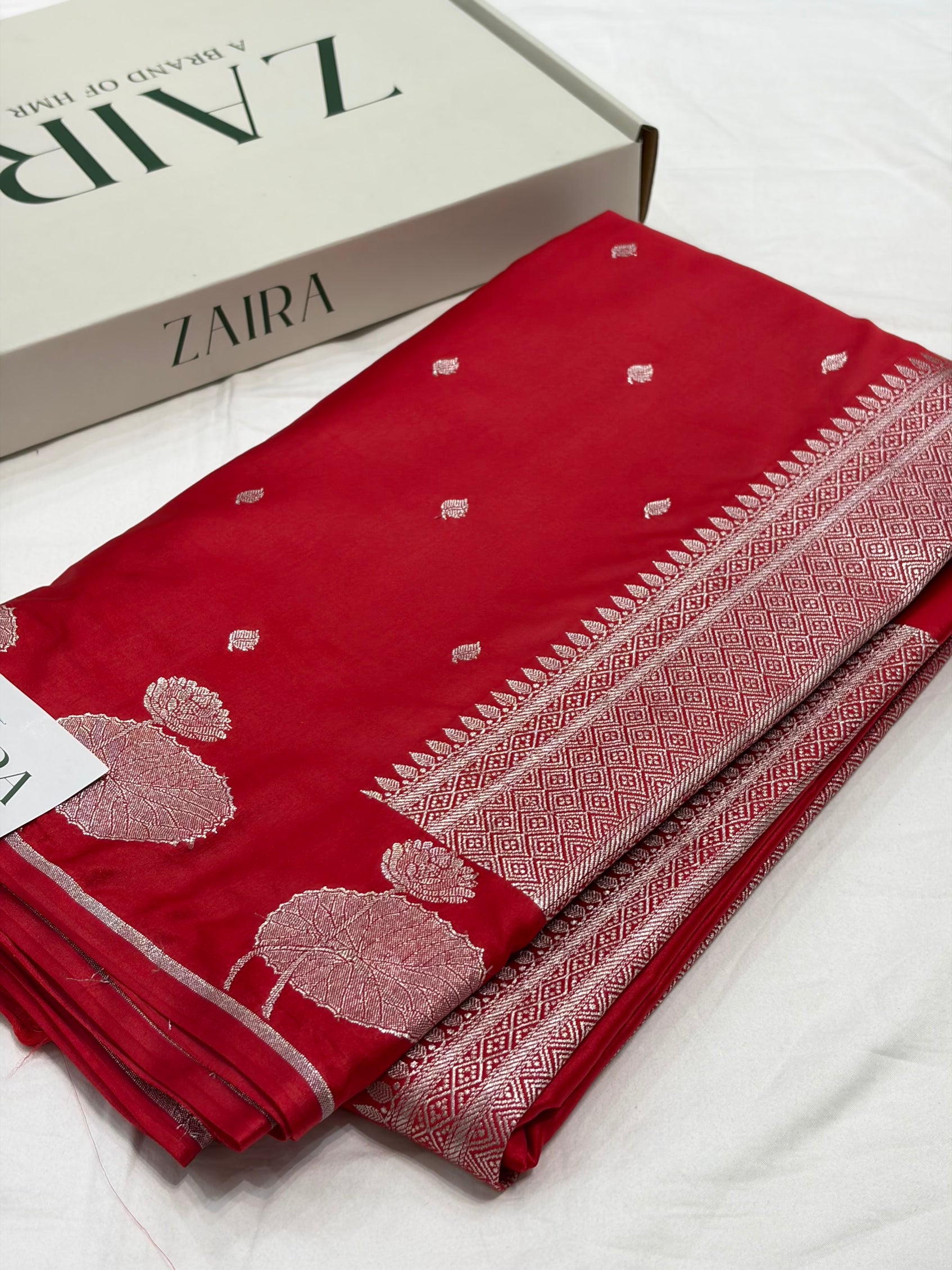Red Shade With Booti Pattern Mashru Silk Saree