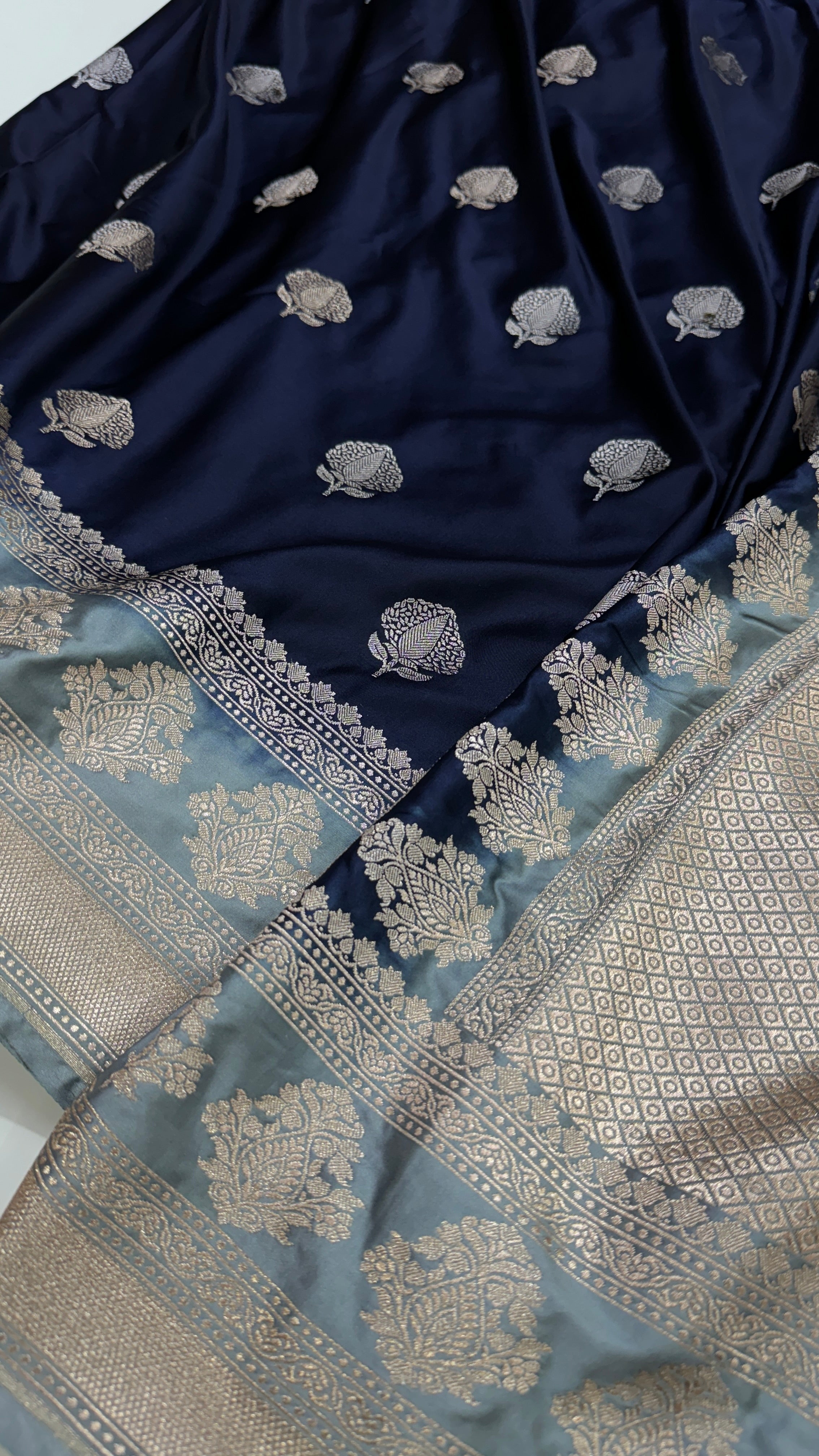 Navy -gray Combination Border Mashru Silk Saree With Big Border