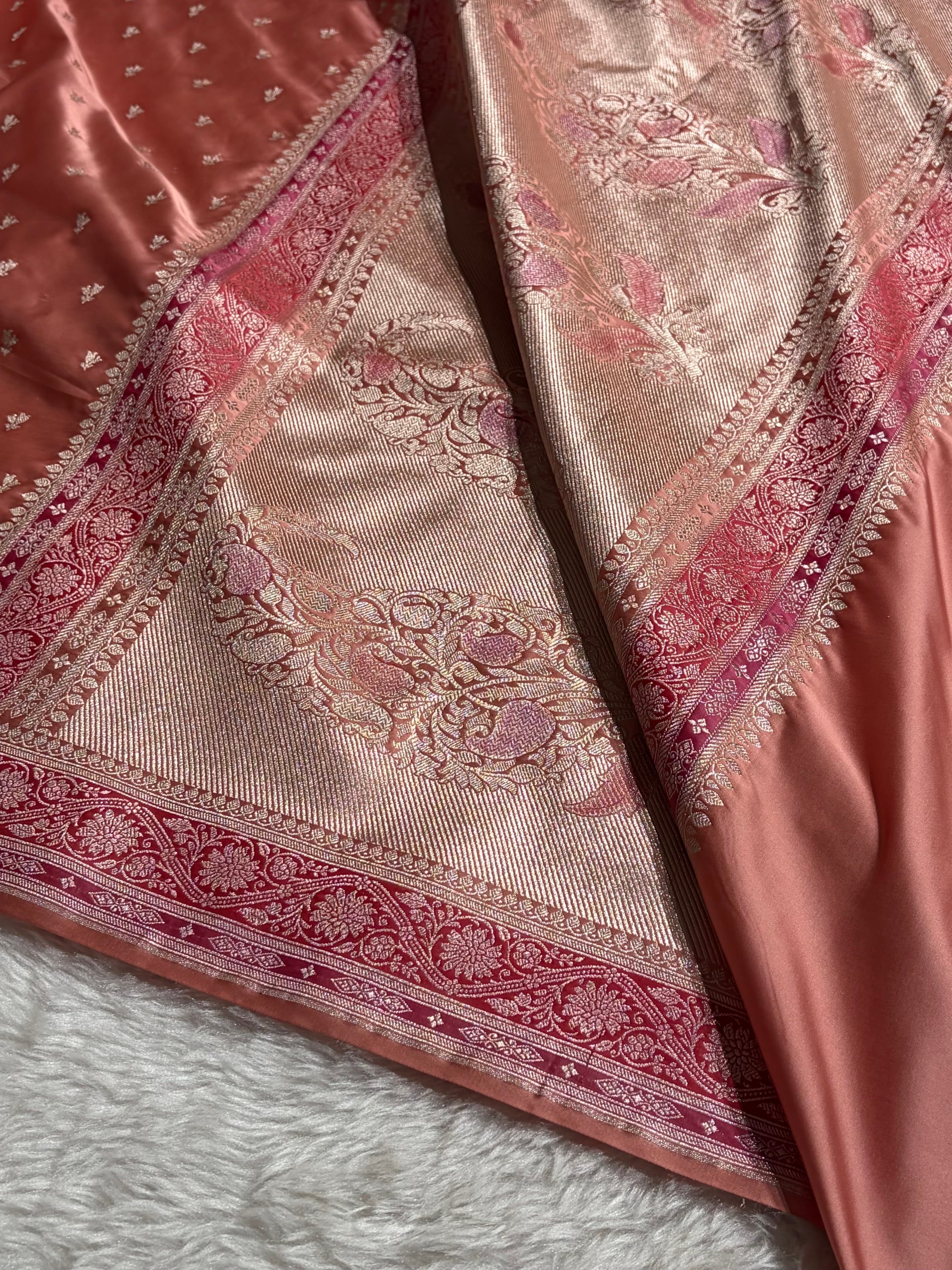 Banarasi Peach Shades Minakari Booti Mashru Silk Saree MCS72