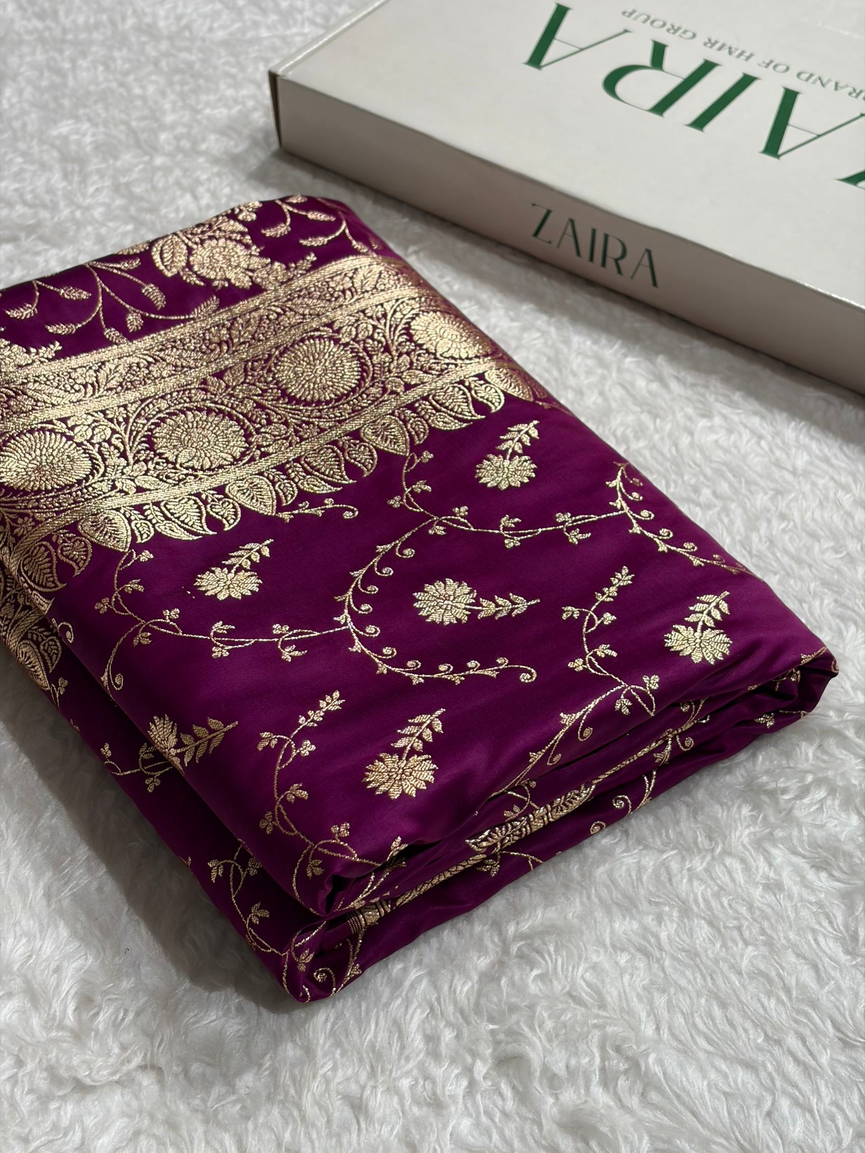 Wine Shades Jaal Floral Pattern Satin Katan Silk Saree SK81