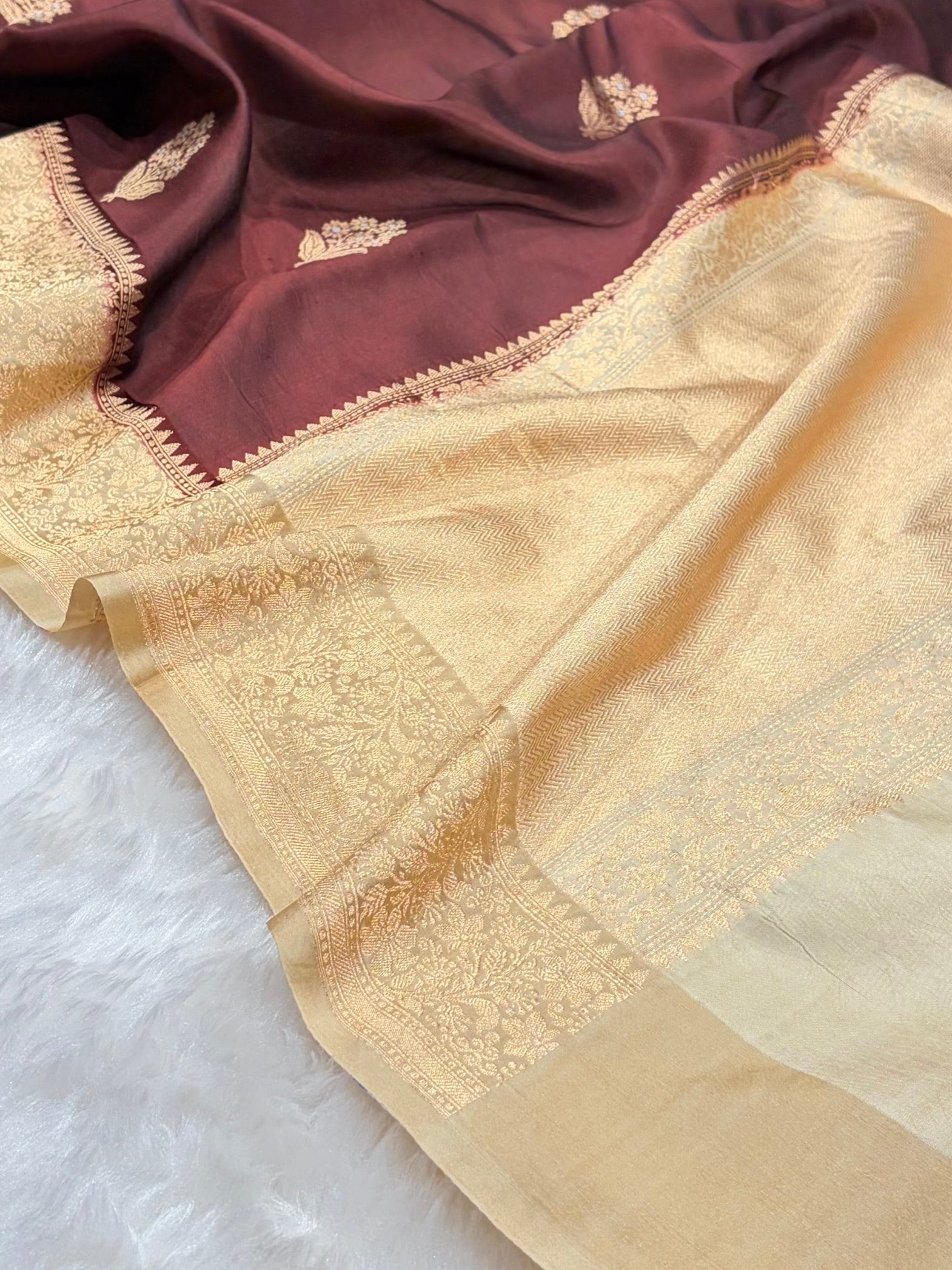 Banarasi Chocolate With Tusser Contrast Shades Meenakari Boots Handwoven Pure Paper Silk Saree RM-90