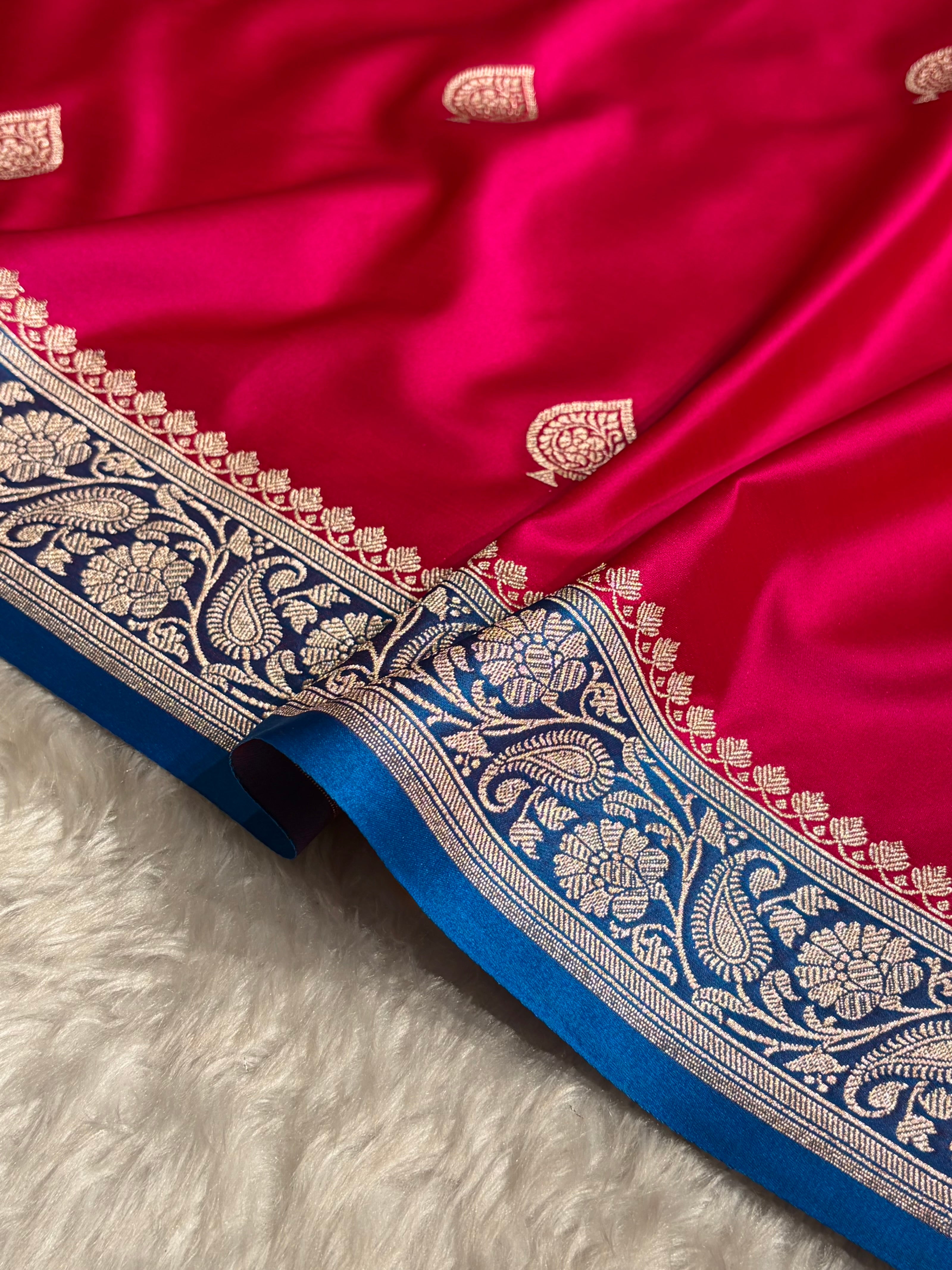 Contrast Rani / Firozi Shades Banarasi Booti Pattern Mashru Silk Saree MSM-140