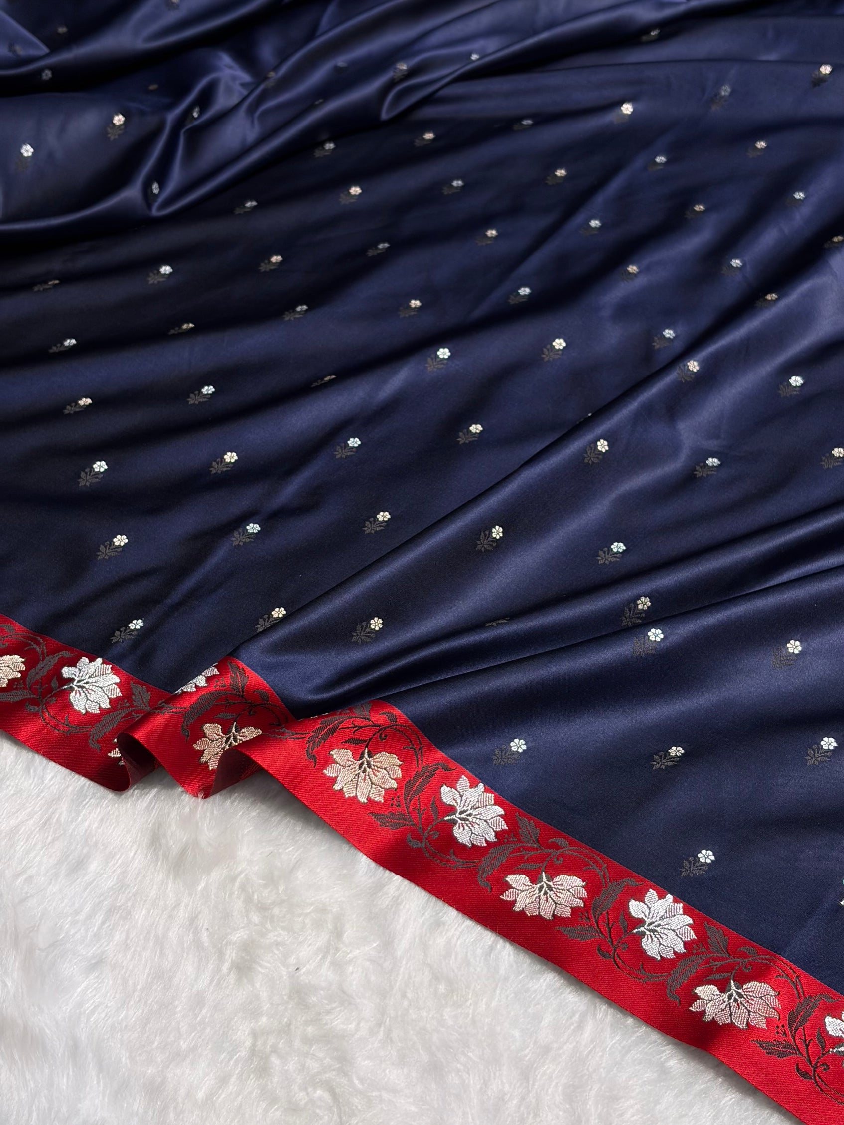 Navy Blue With Red Floral Boota With Floral Border Mashru Silk Saree MSM 78