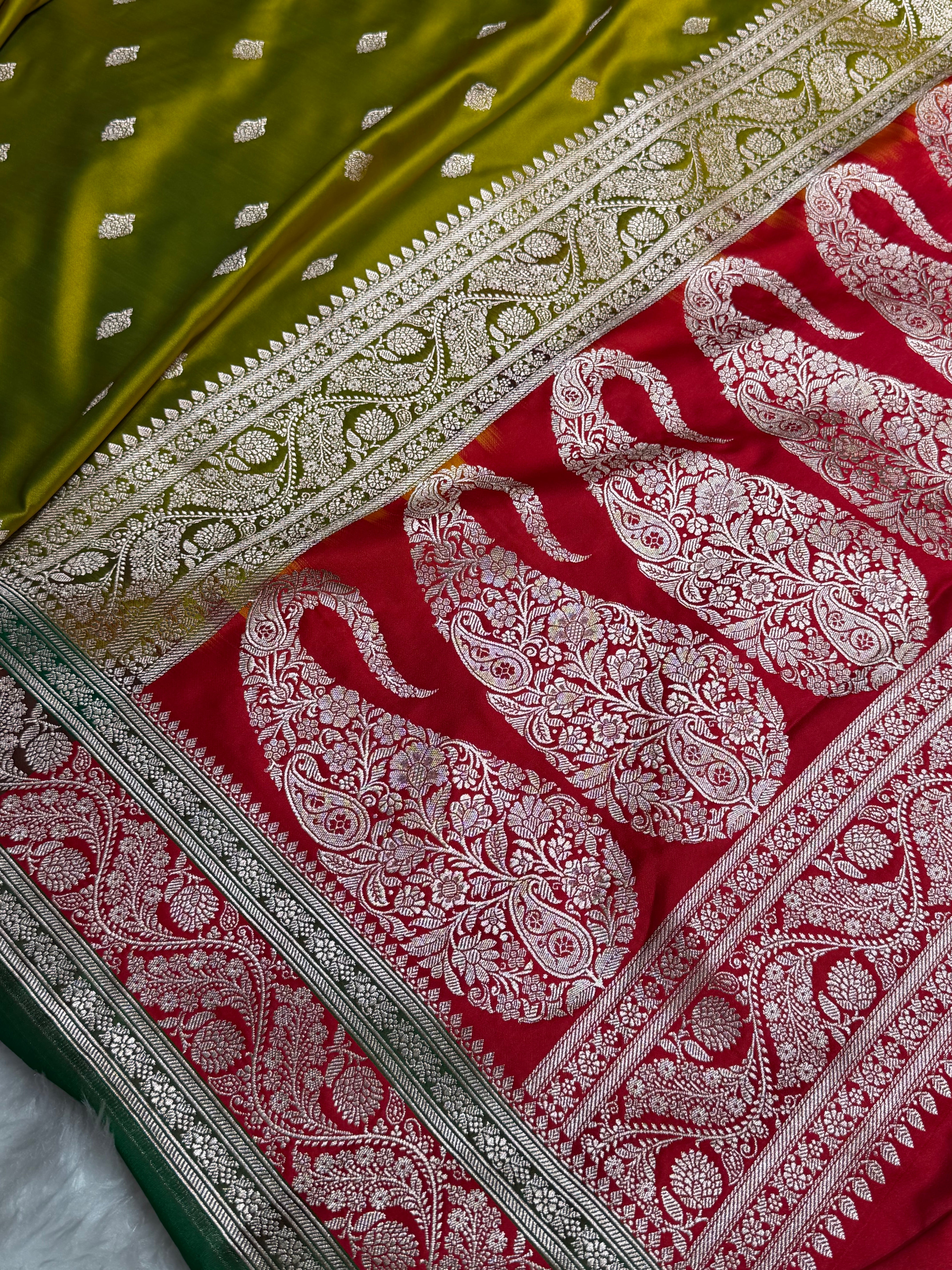 Banarasi Mehandi With Contrast Red Floral Border Mashru Silk Saree MSM-101